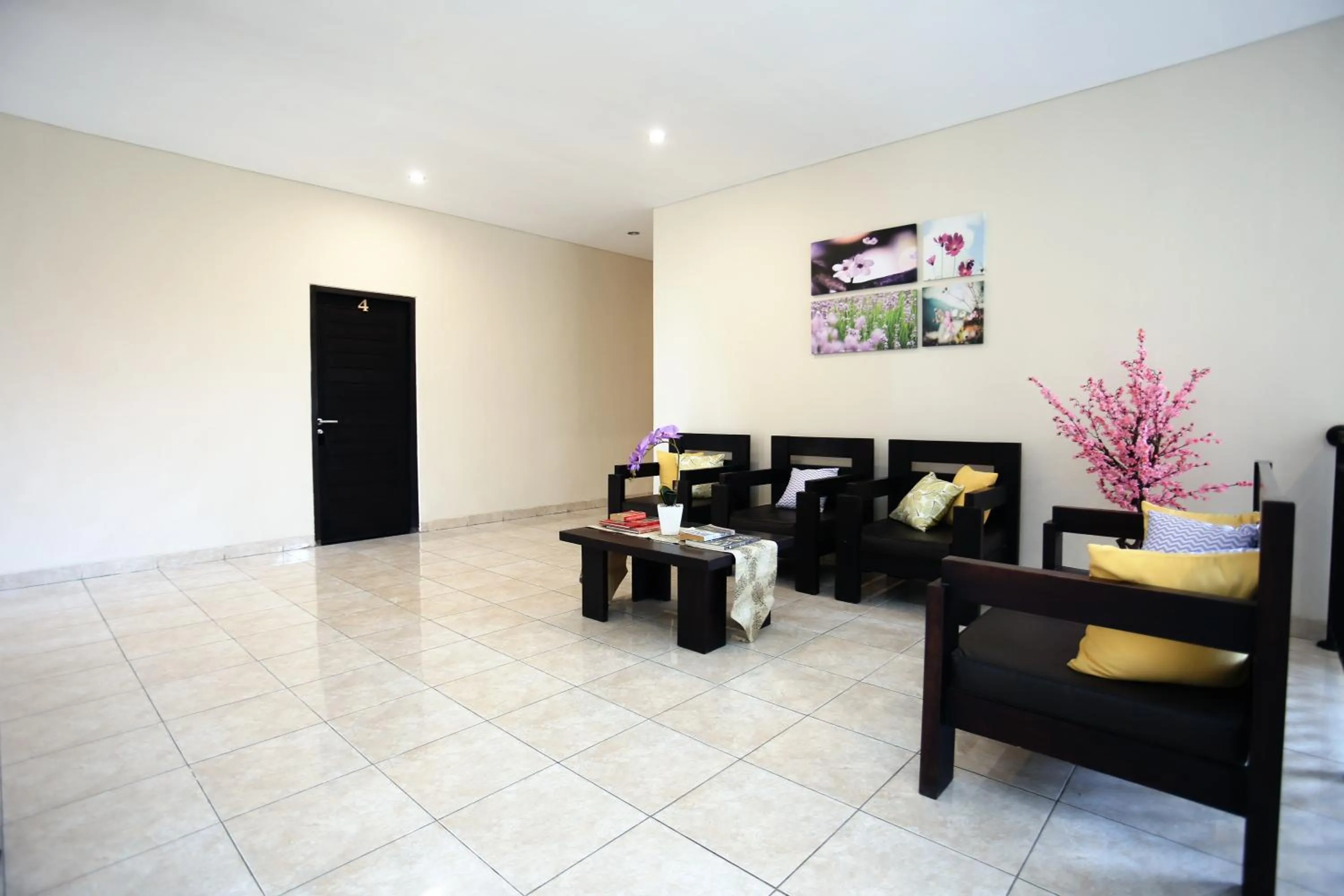 Property building in Cameng Homestay