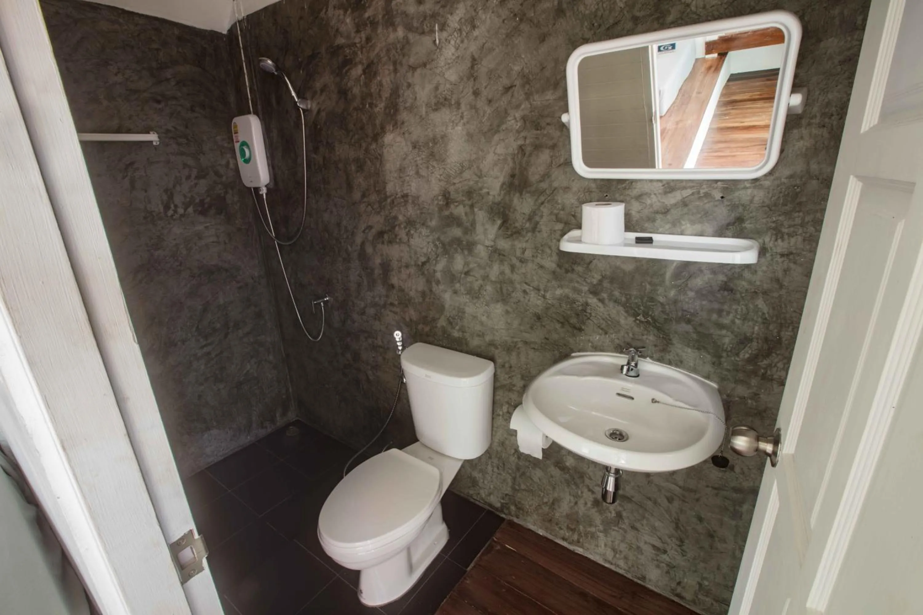 Bathroom in The Pier