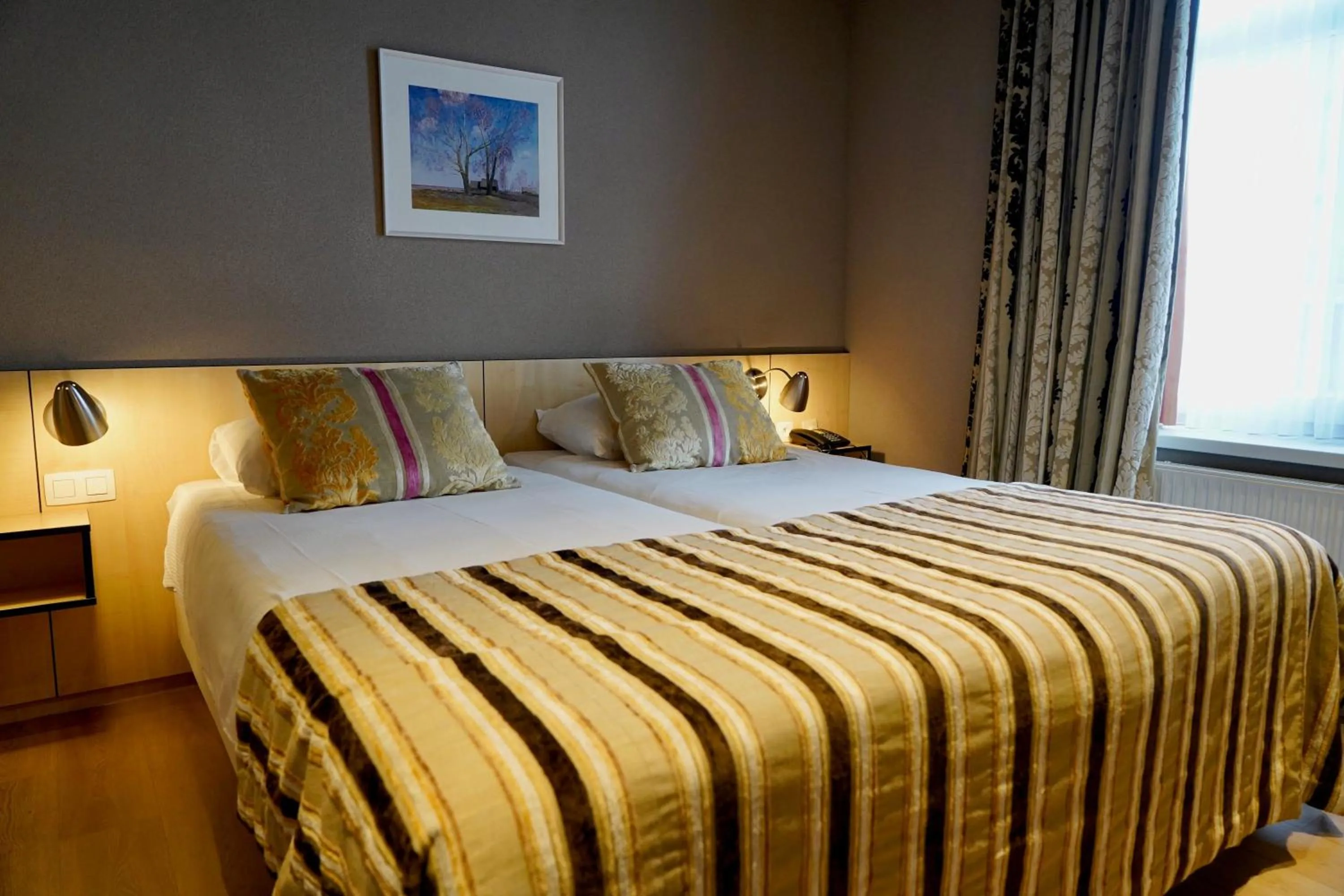 Bedroom, Bed in Hotel Prins Boudewijn