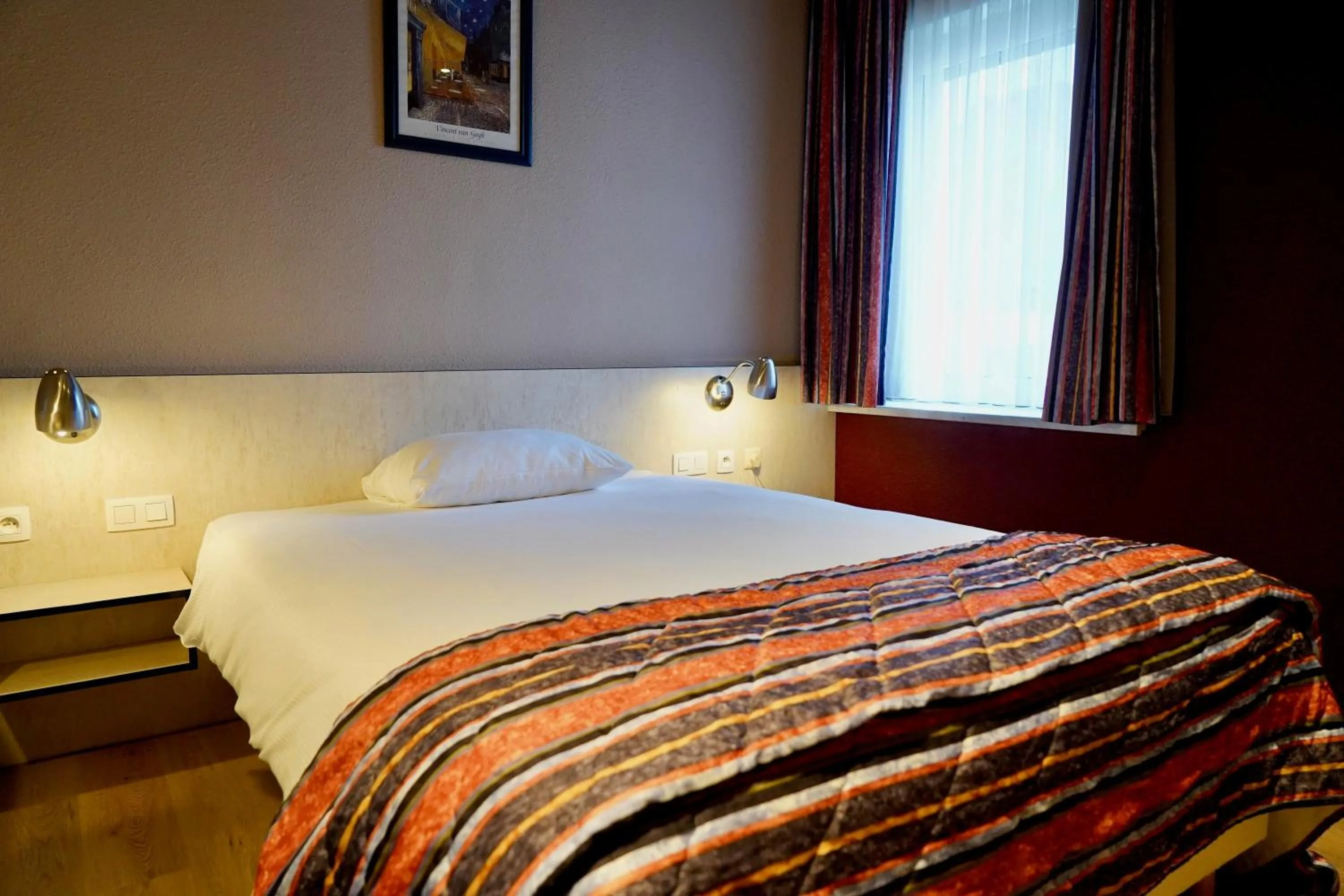 Bedroom, Bed in Hotel Prins Boudewijn