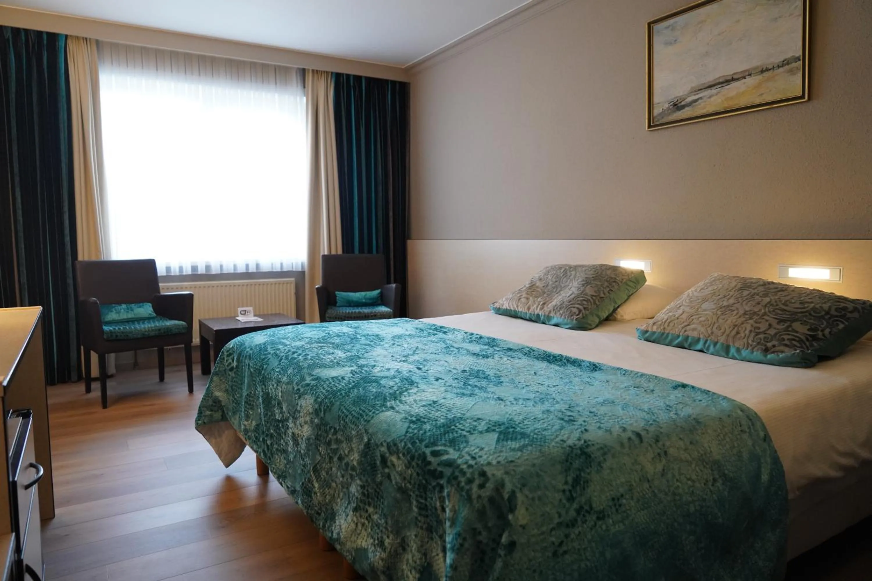 Bedroom, Bed in Hotel Prins Boudewijn