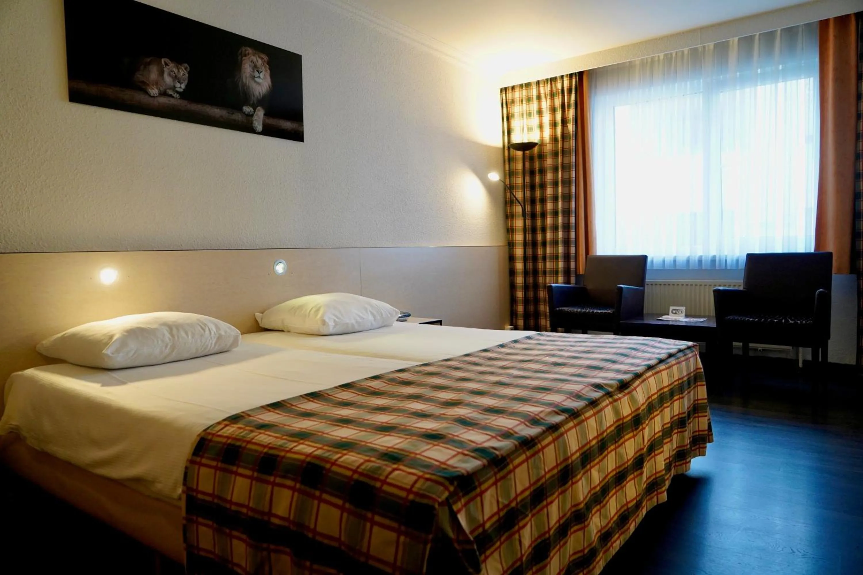 Bedroom, Bed in Hotel Prins Boudewijn