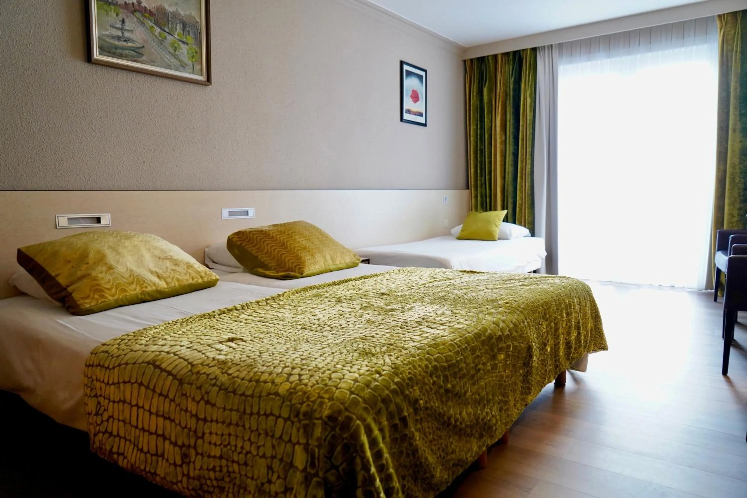 Bedroom, Bed in Hotel Prins Boudewijn