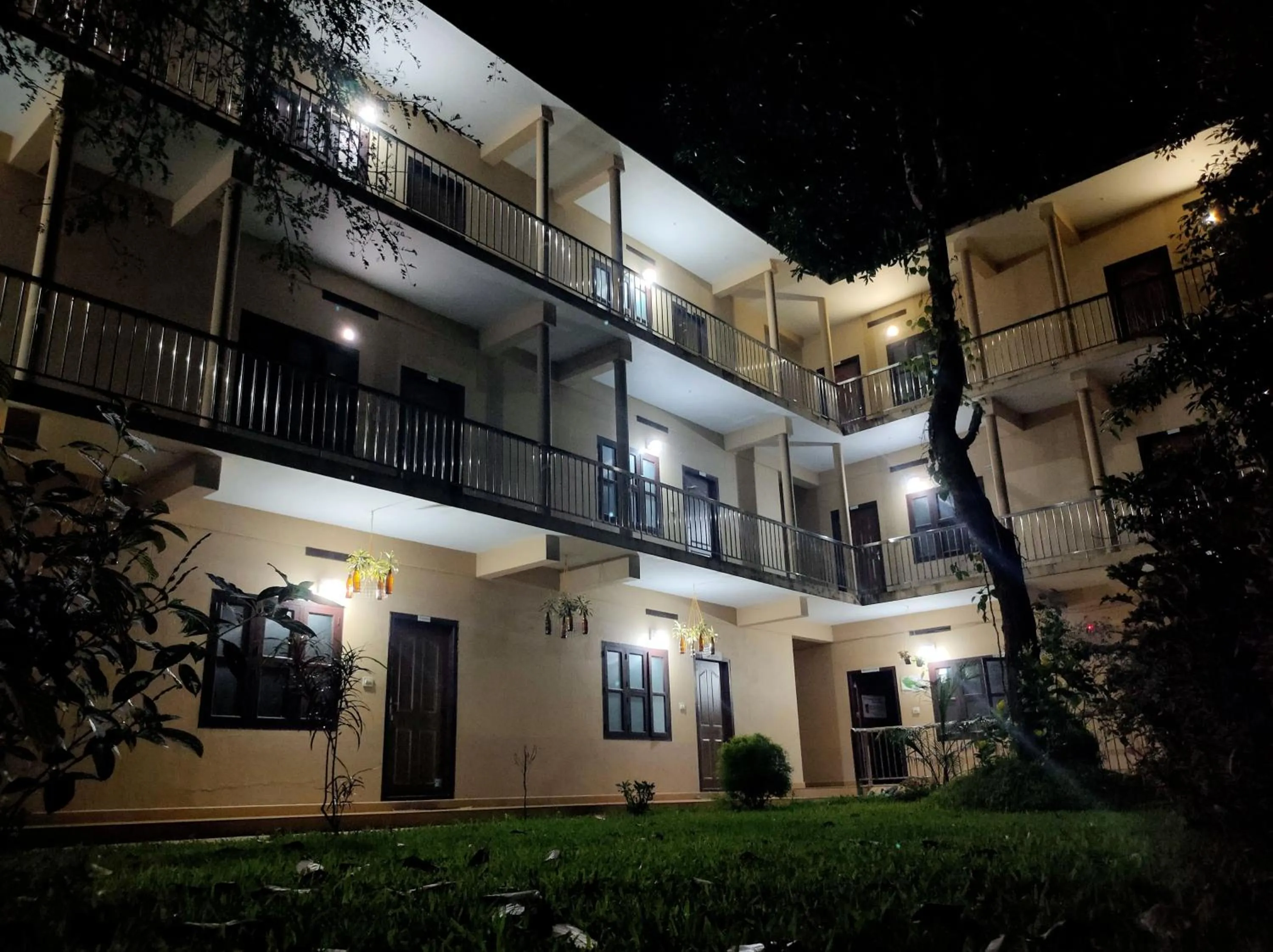 Night in Gooseberry Family Retreats - Wayanad by KARAPUZHA RESORTS