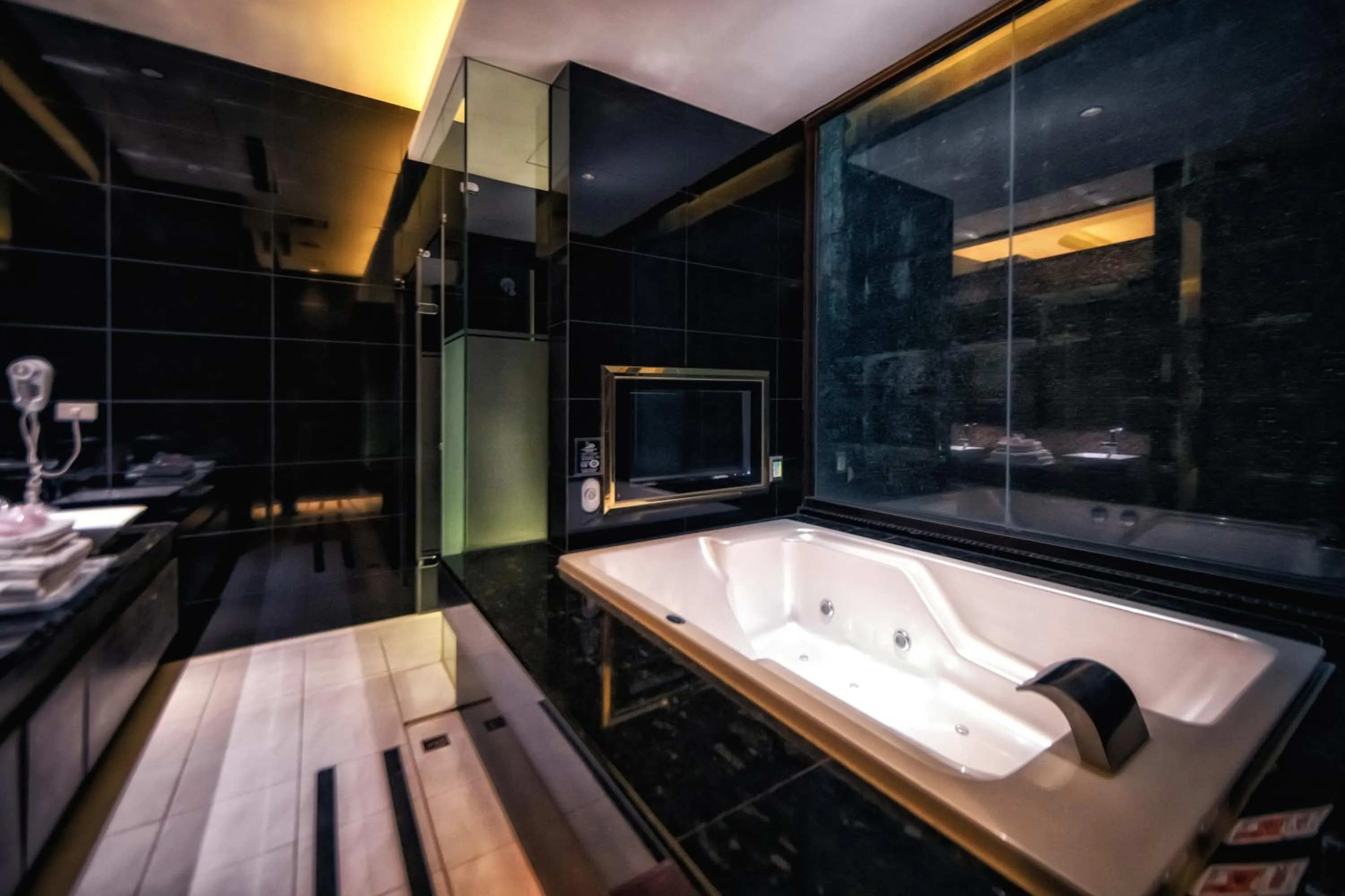 Bathroom in Bali Motel - Zhongli