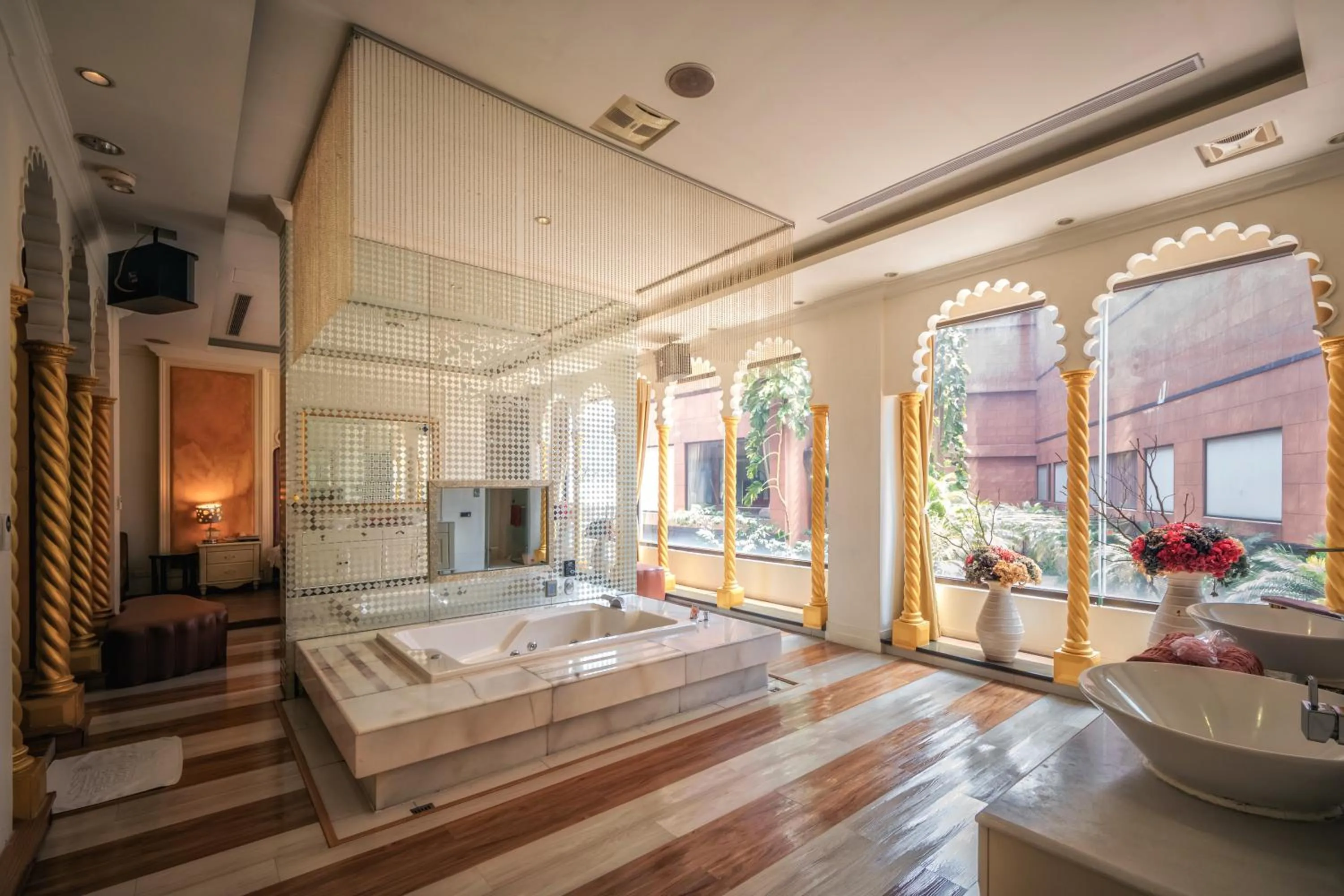 Public Bath, Bed in Bali Motel - Zhongli