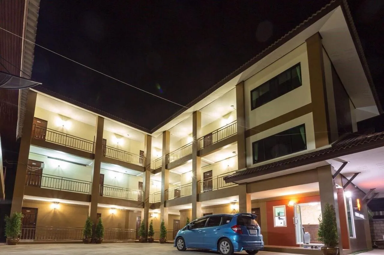 Property building in Benya Hotel โรงแรมเบญญา