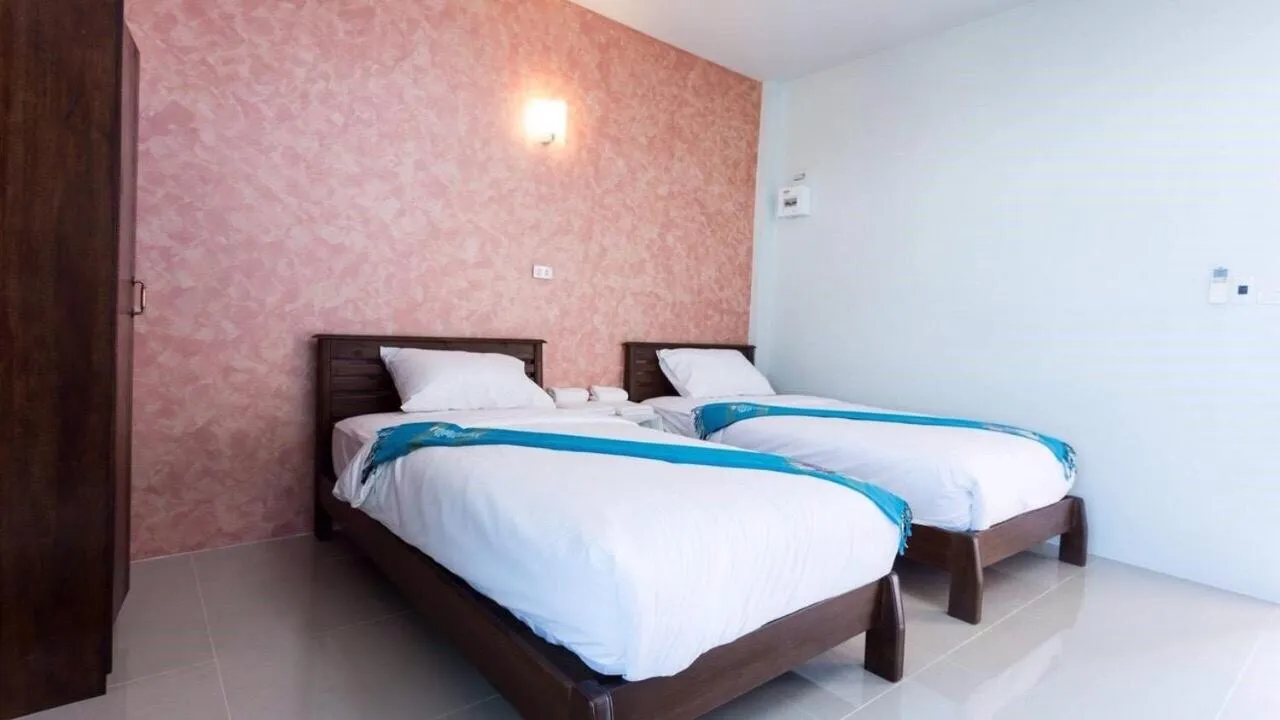 Bedroom, Bed in Benya Hotel โรงแรมเบญญา