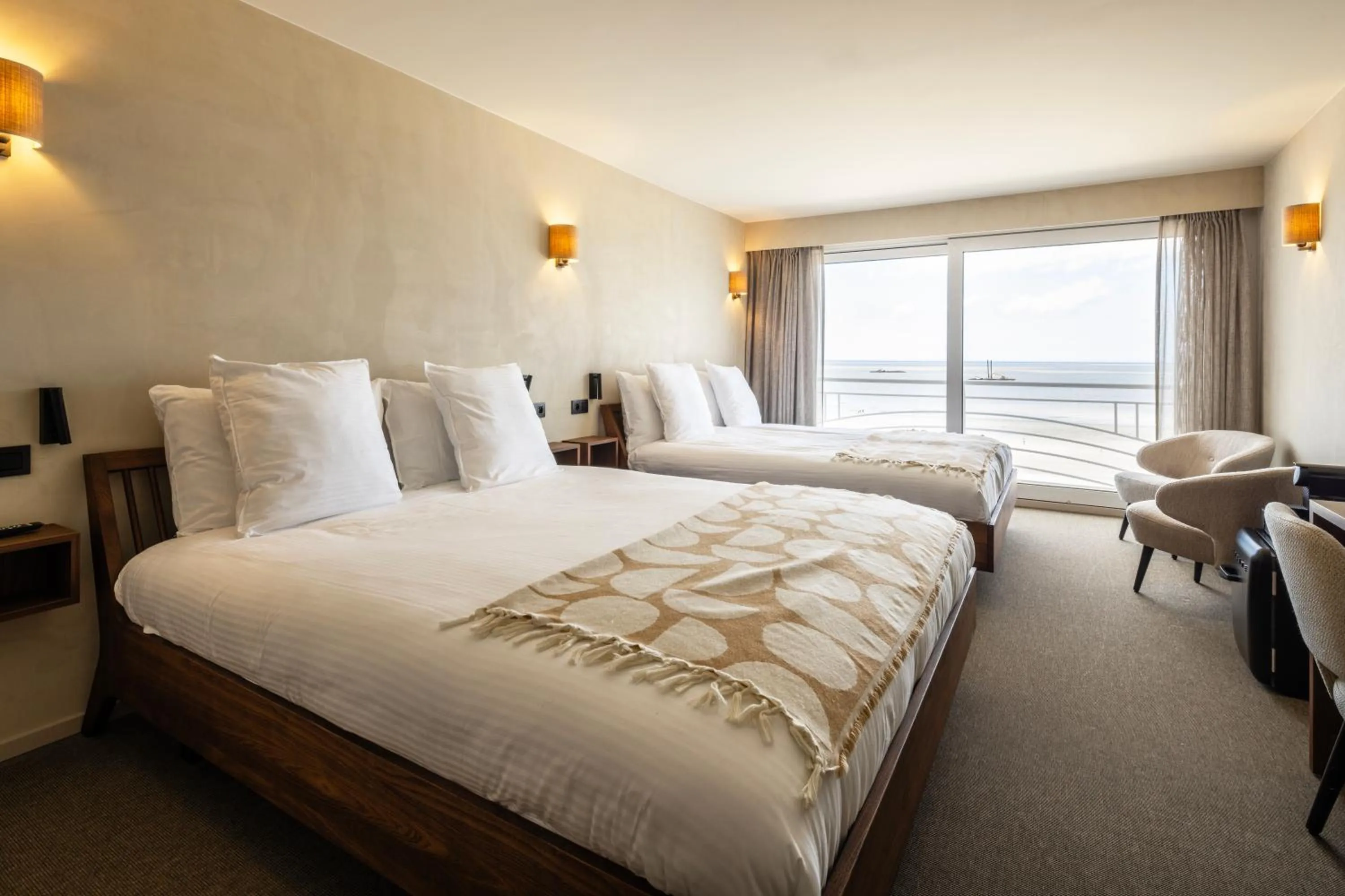 Bed in Hotel Beach Palace by CW Hotel Collection