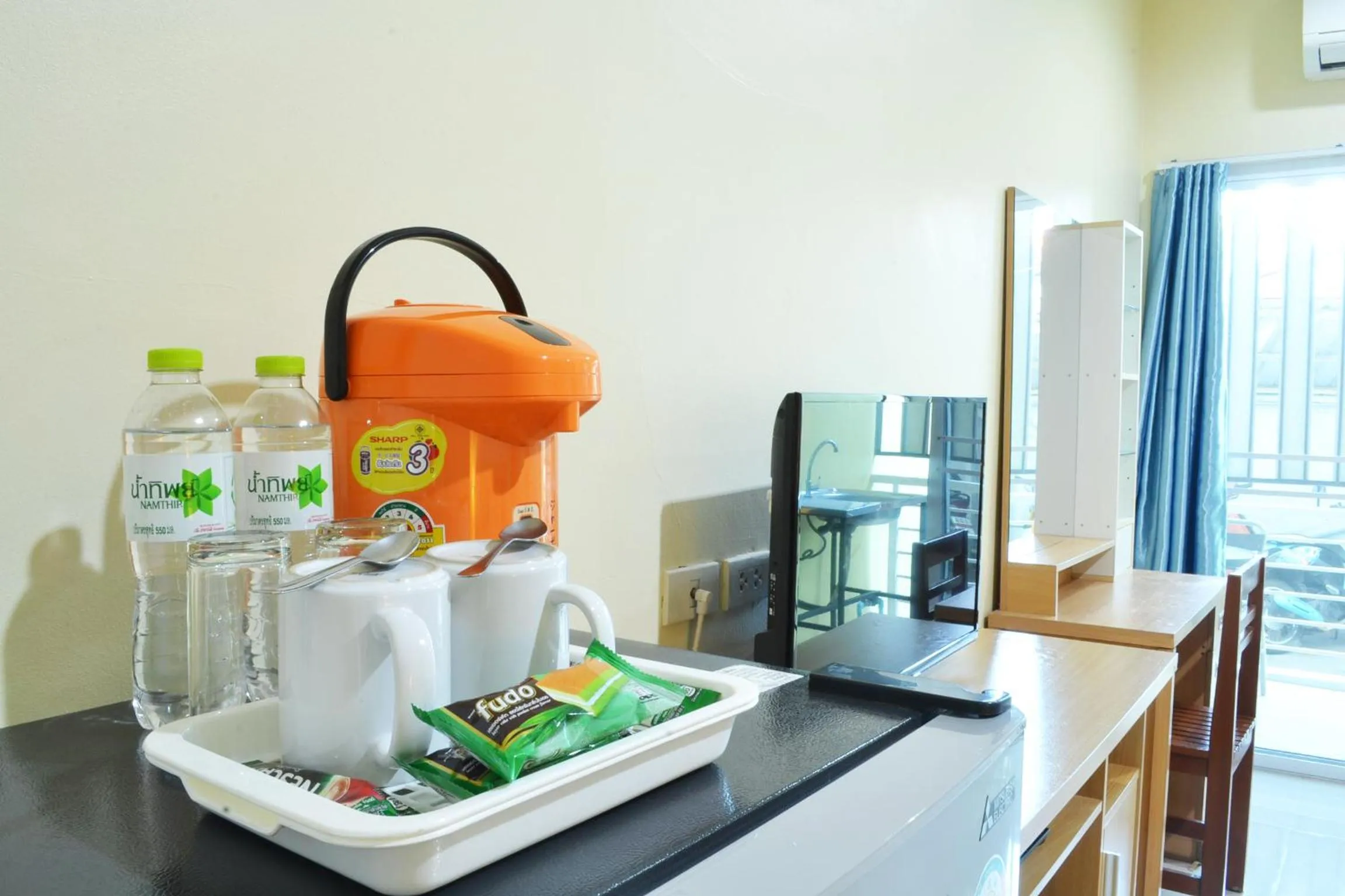 Coffee/tea facilities in Connect Apartment