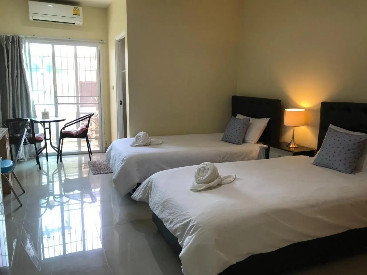 Photo of the whole room, Bed in Connect Apartment