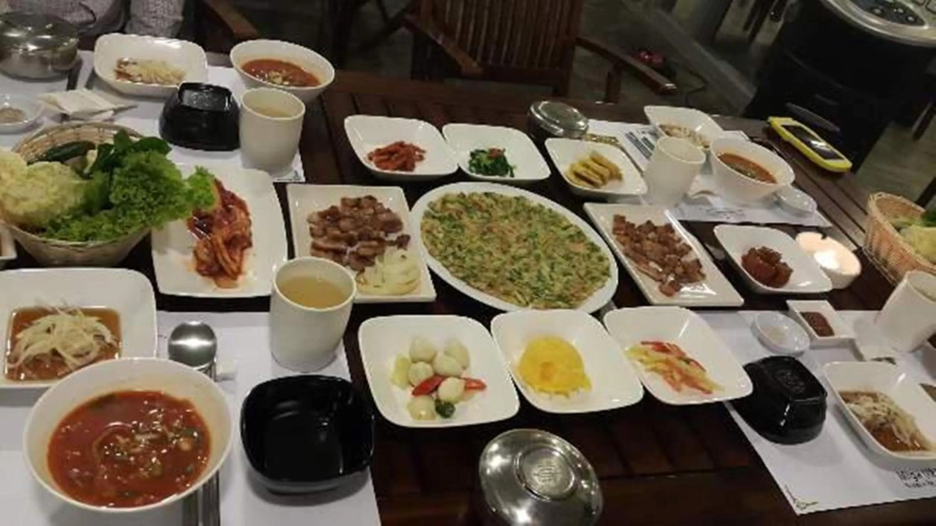 Food and drinks in Forbis Hotel