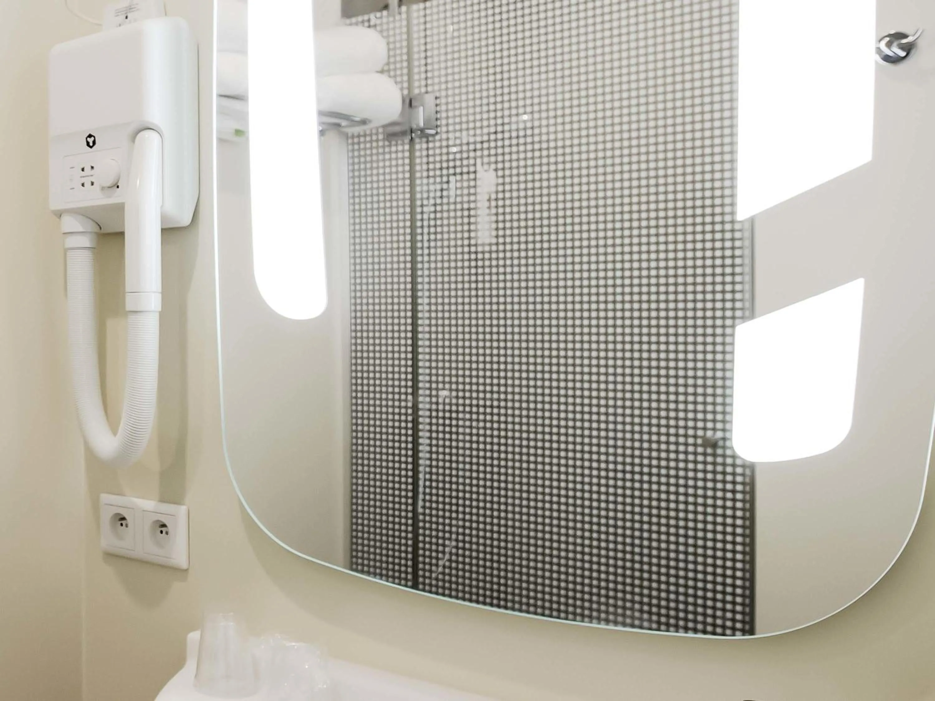 Bedroom in Ibis Wavre Brussels East