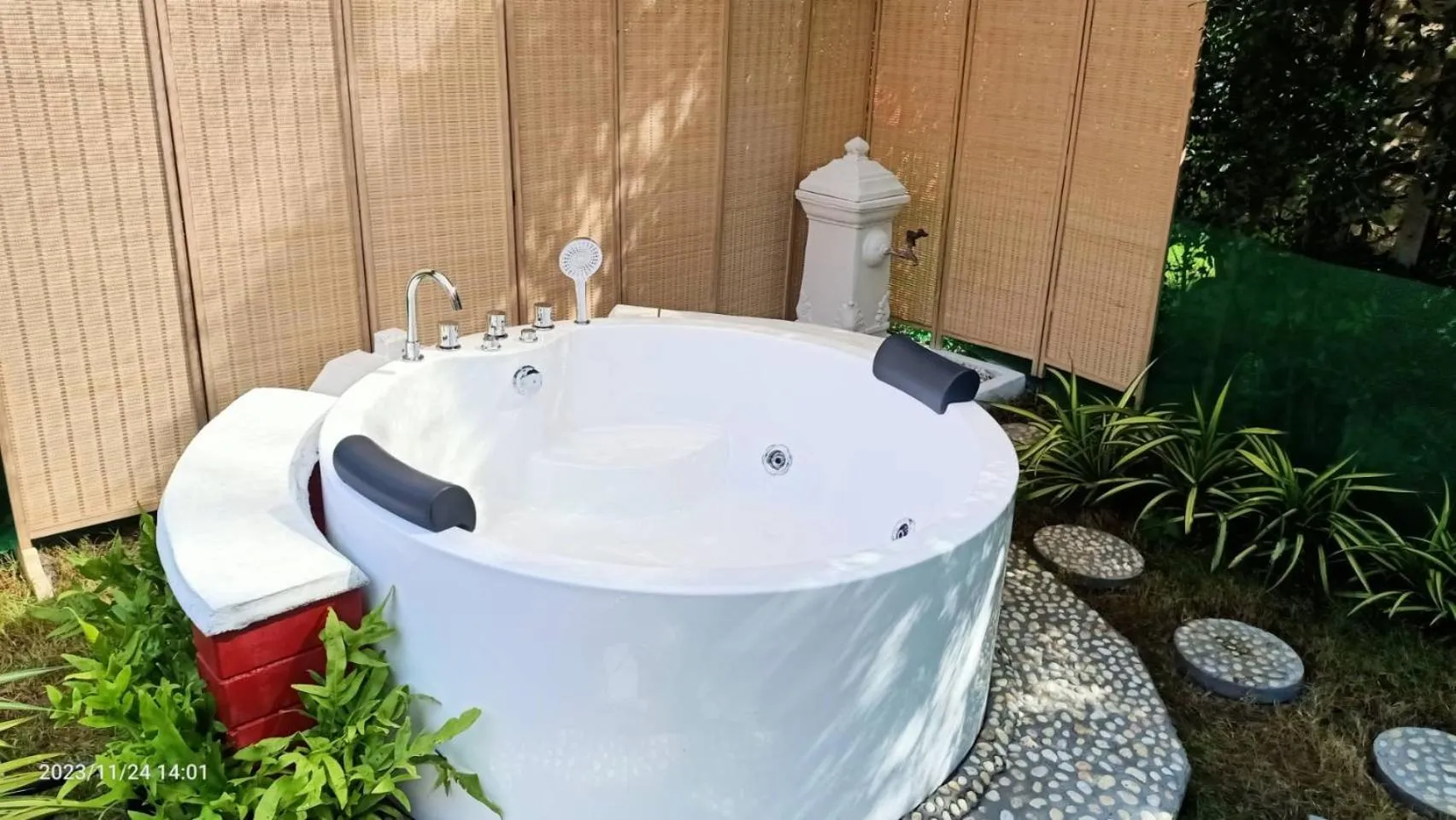 Terrua Main Ten Villa Garden