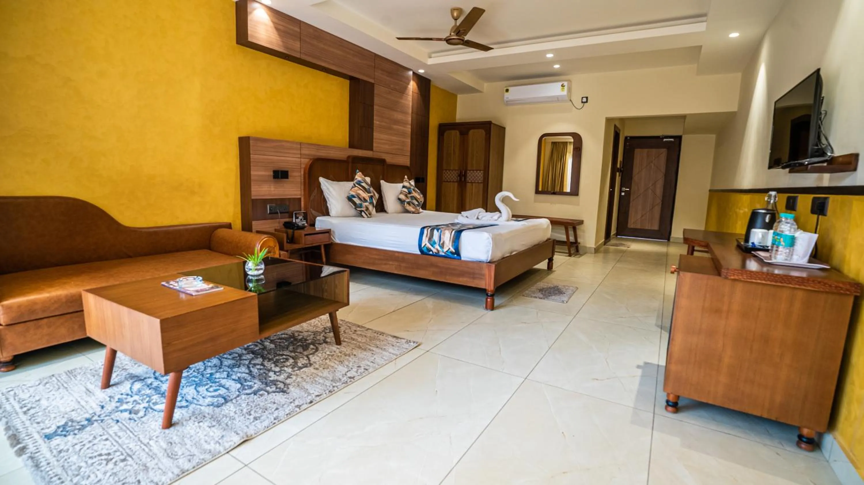 Bed in Hotel Sonar Bangla Tarapith