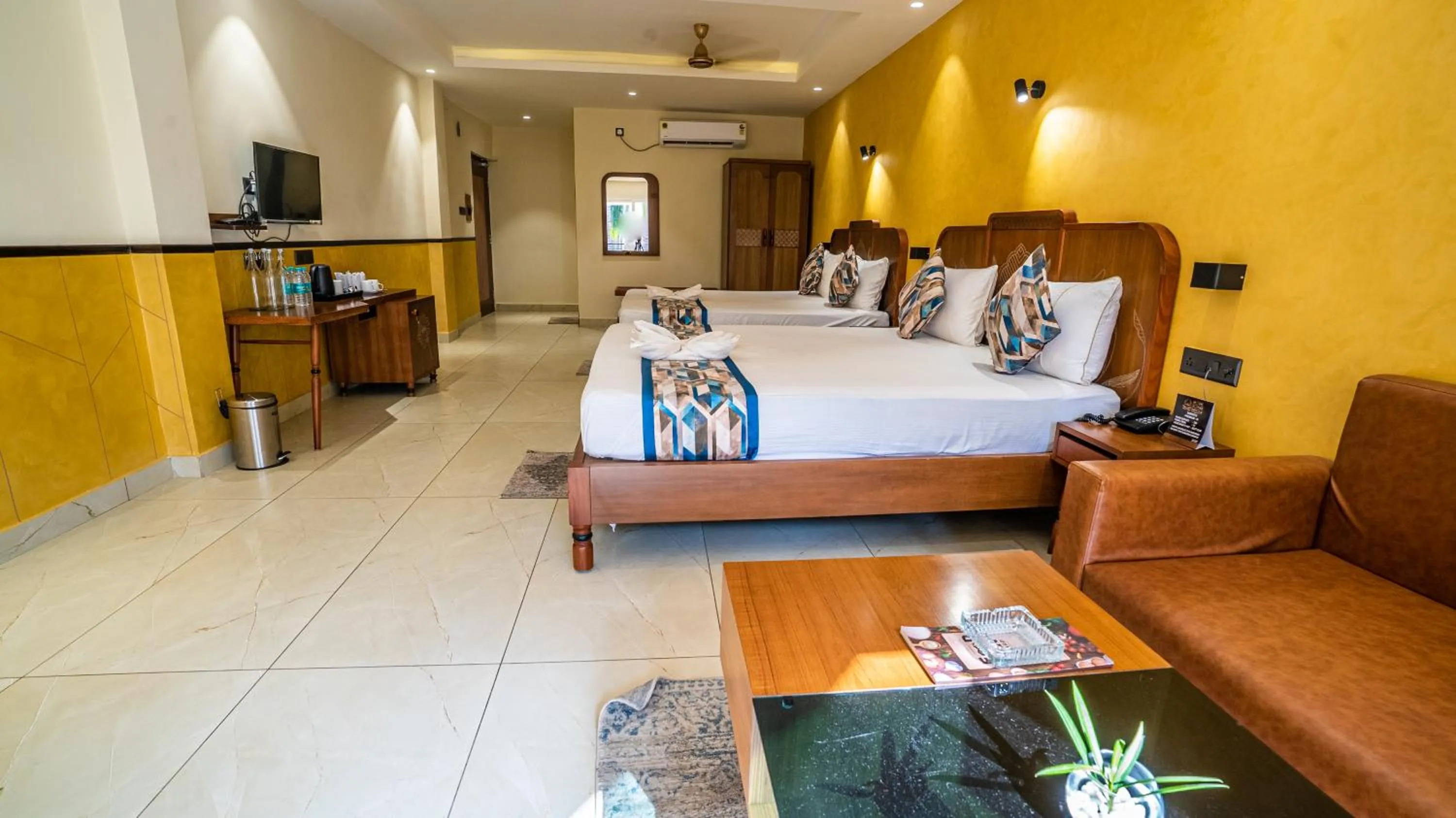 Bed in Hotel Sonar Bangla Tarapith