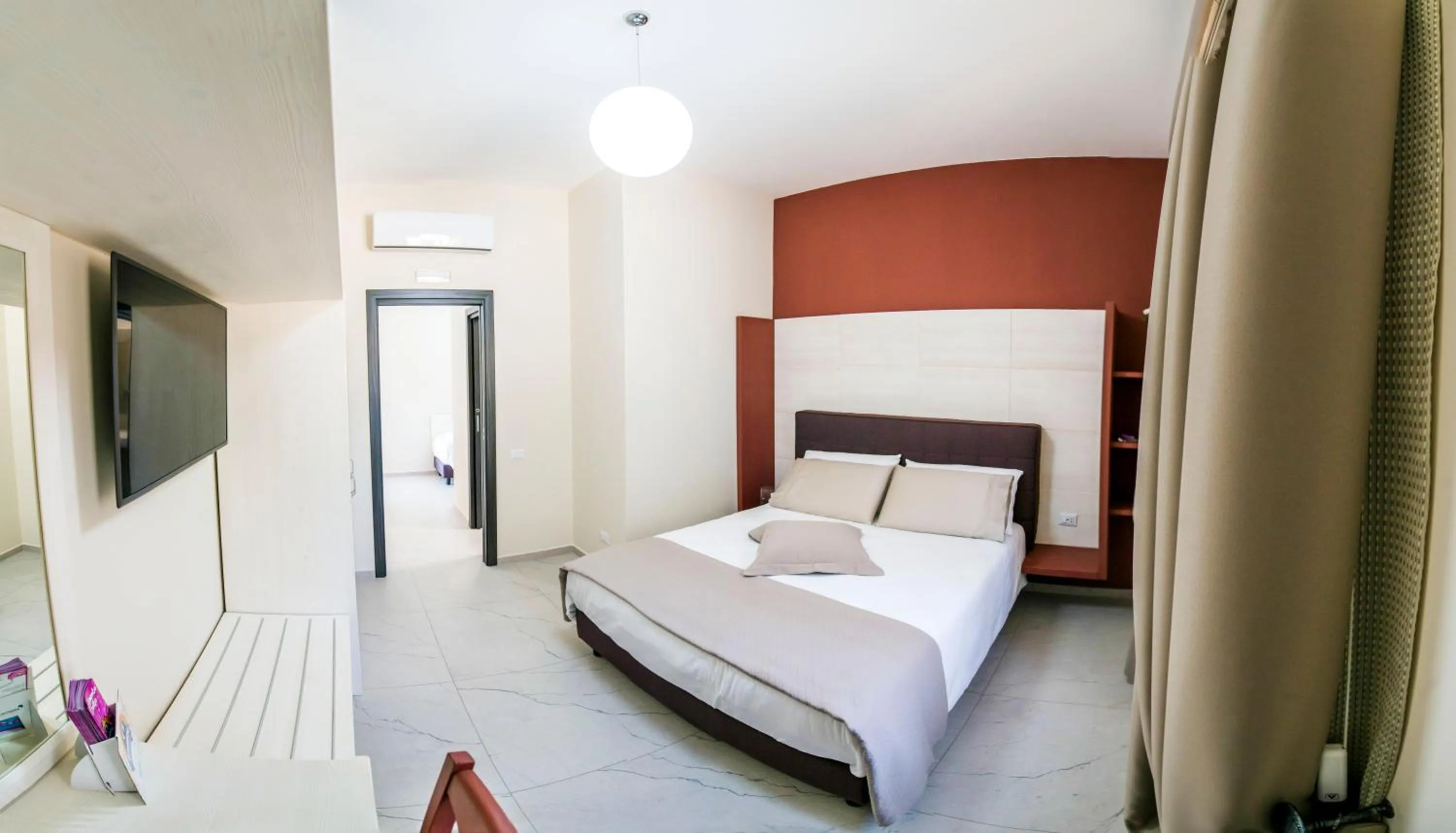 Photo of the whole room, Bed in Agriturismo Borgo Imperiale