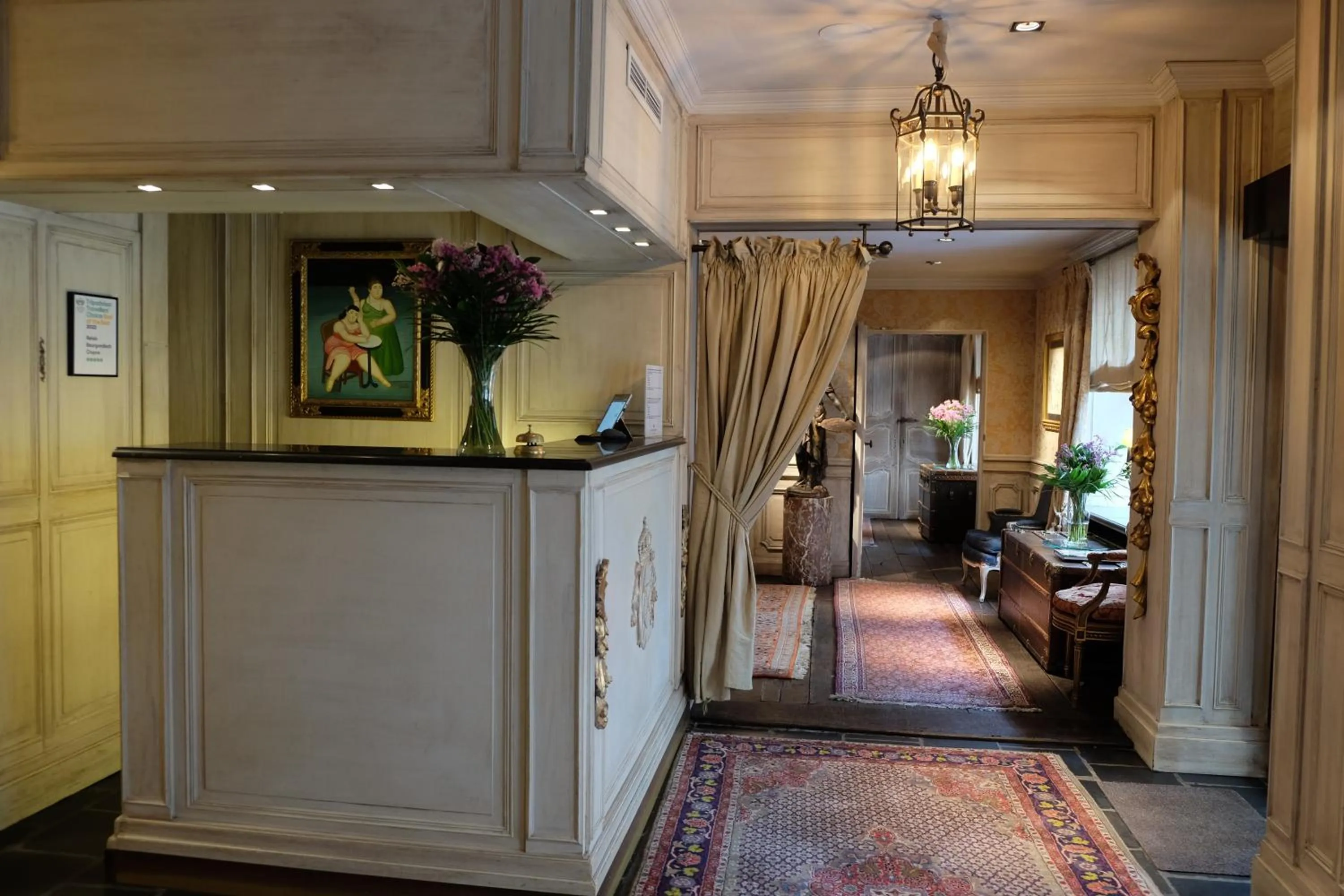 Lobby or reception in Relais Bourgondisch Cruyce, A Luxe Worldwide Hotel