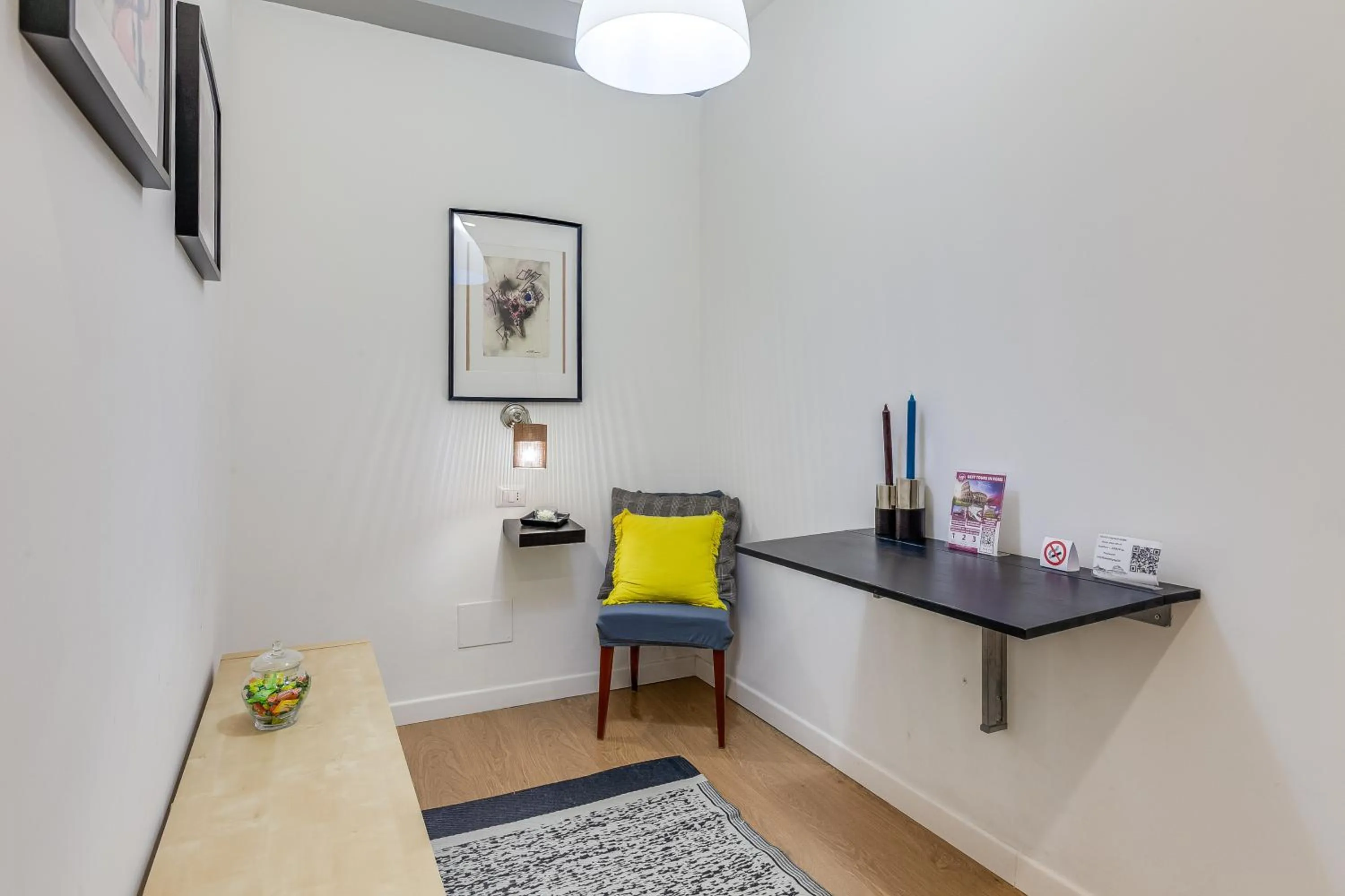 hair dresser in Julius Caesar Home