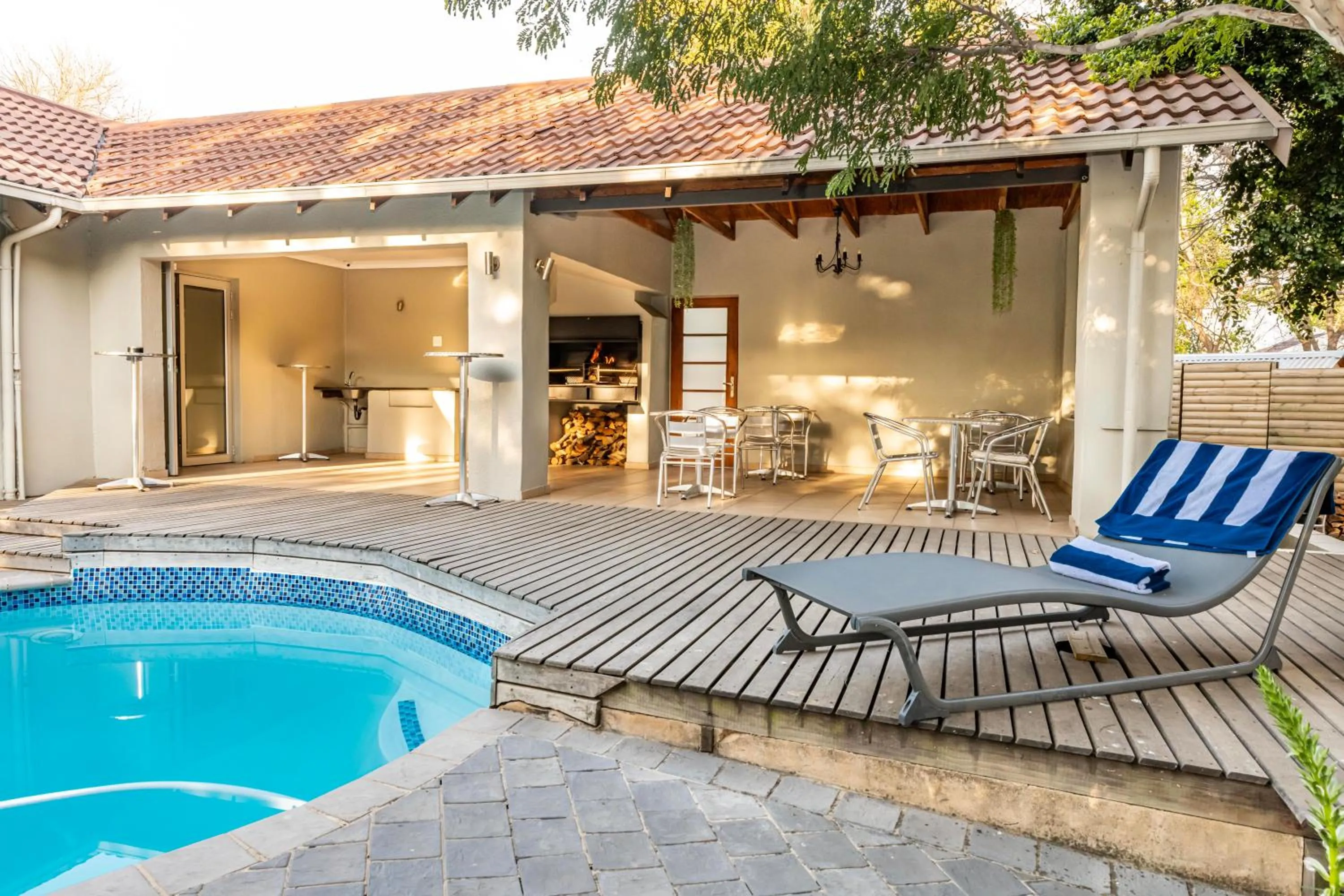 Swimming pool in Vanilla Guesthouse
