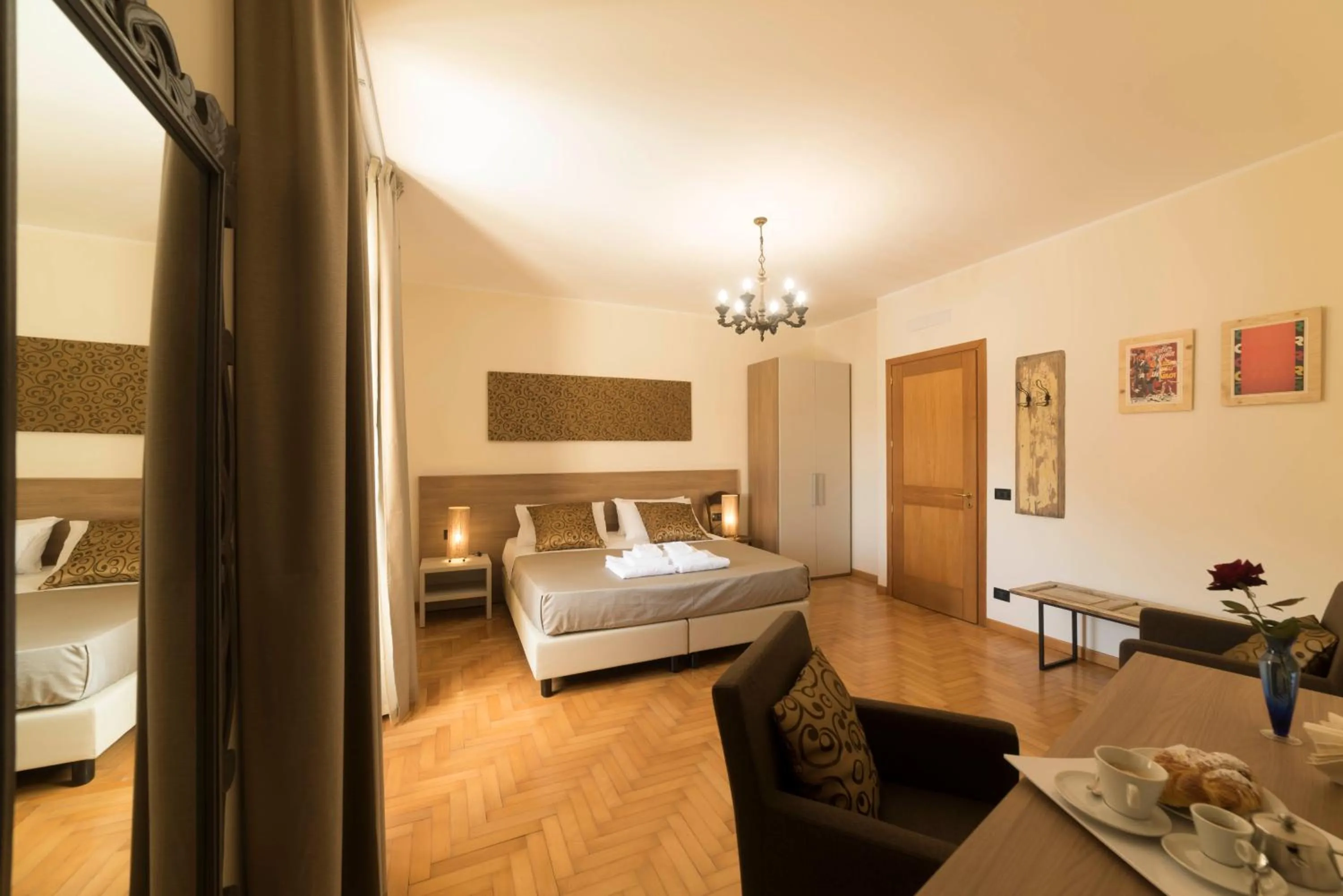 Photo of the whole room, Bed in BBuSS Country Club