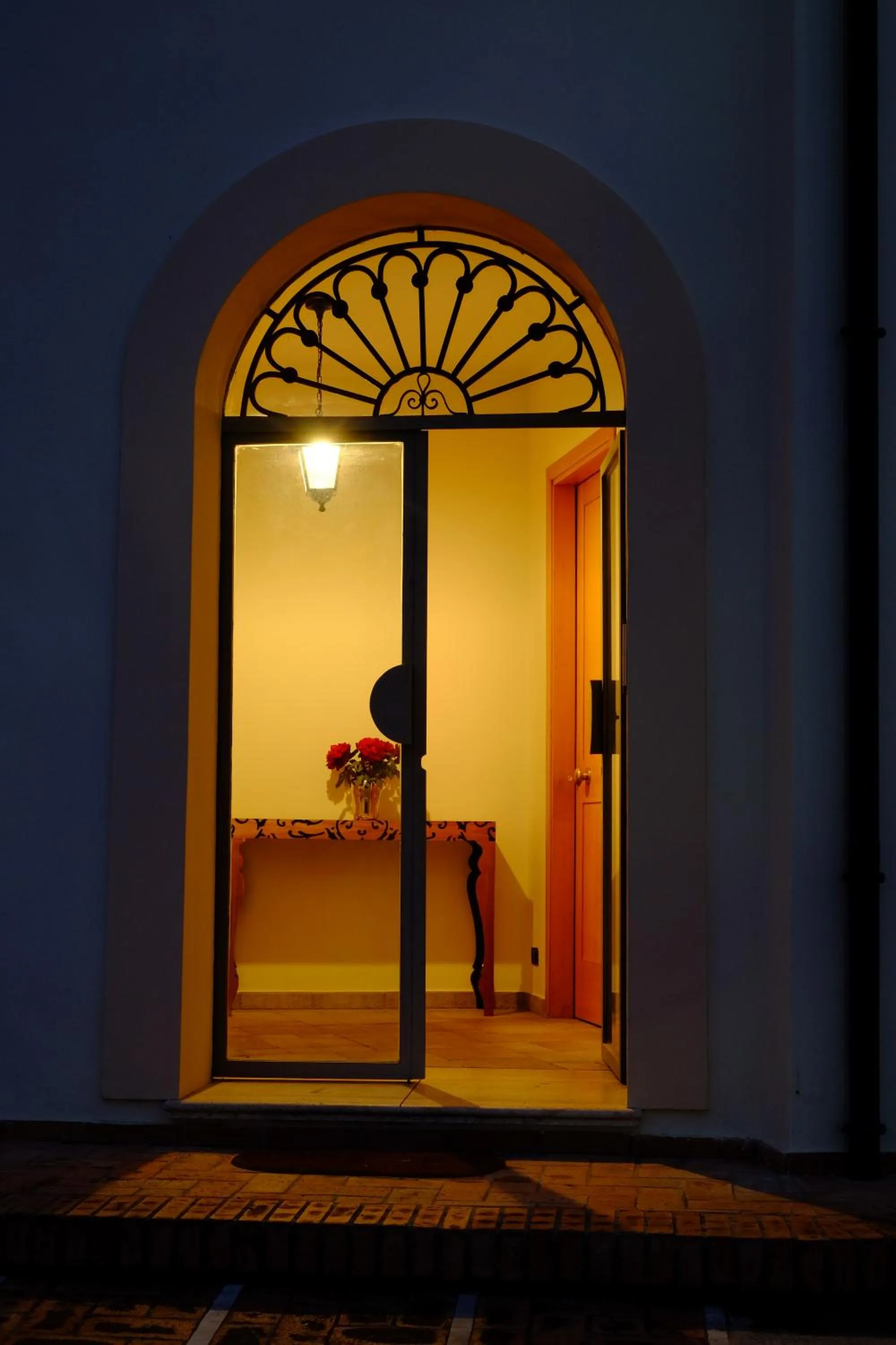 Decorative detail in BBuSS Country Club