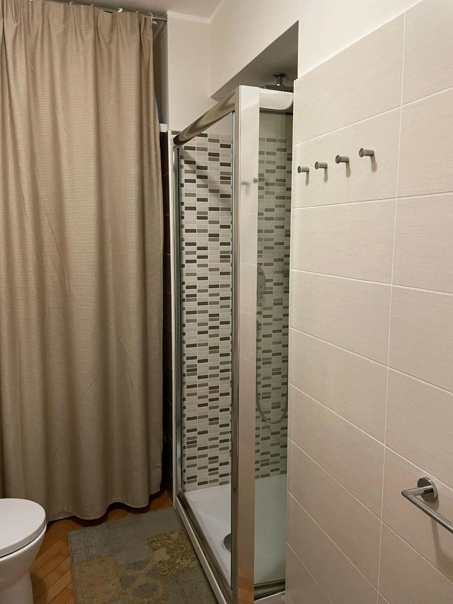 Shower in BBuSS Country Club