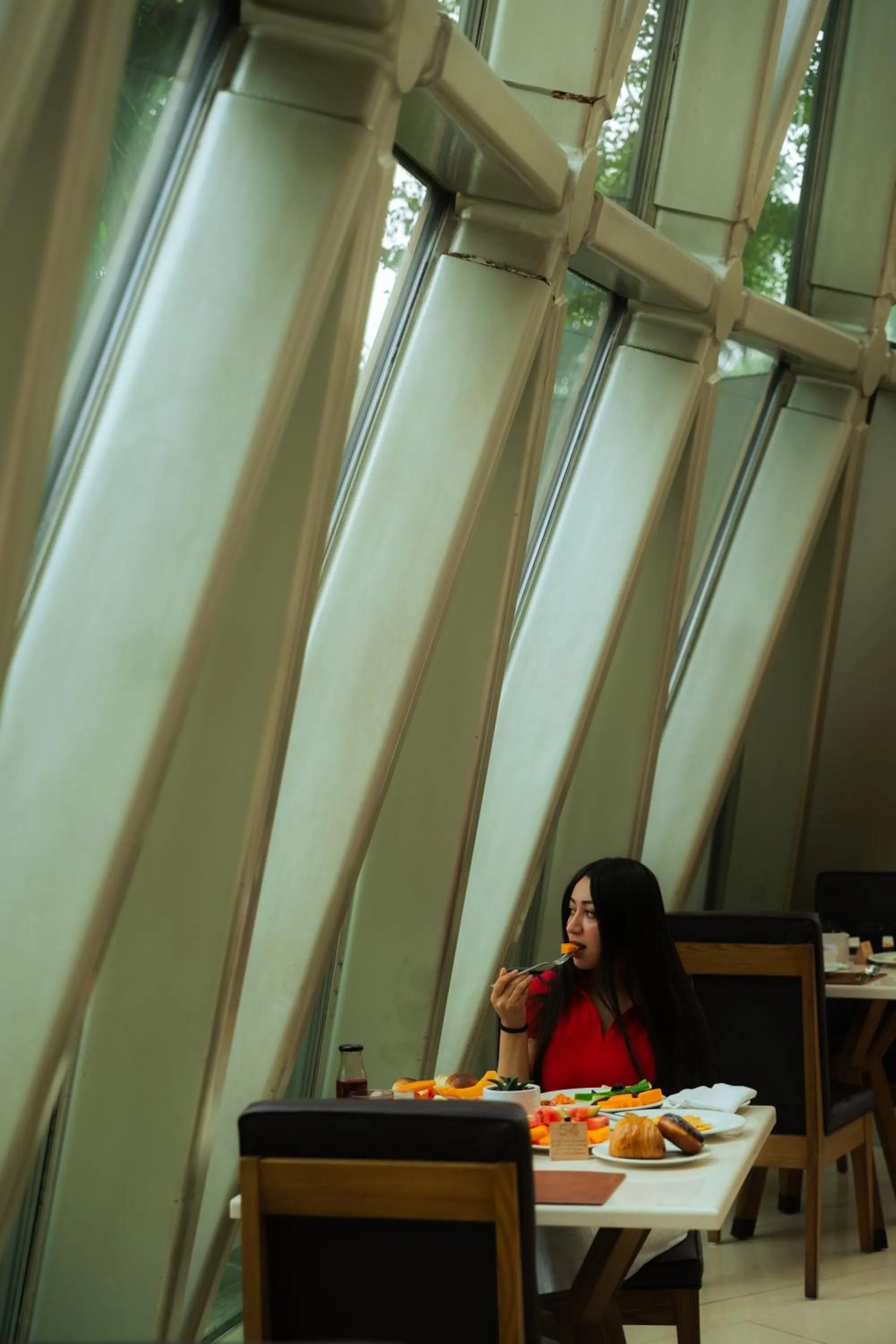 Restaurant/places to eat in JW Marriott Hotel Kolkata