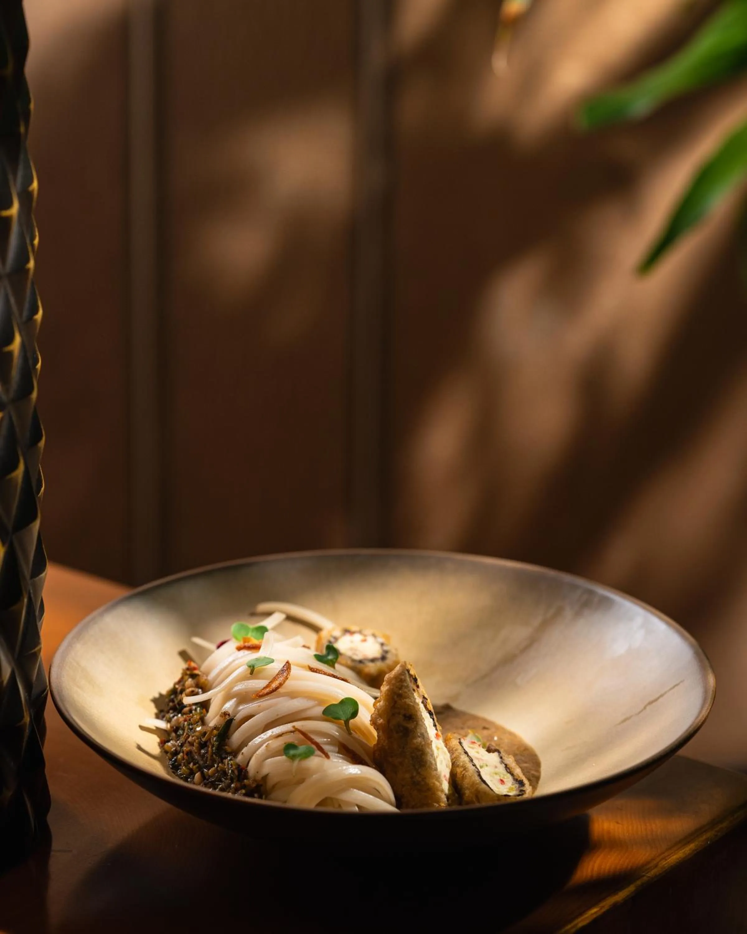 Restaurant/places to eat in JW Marriott Hotel Kolkata