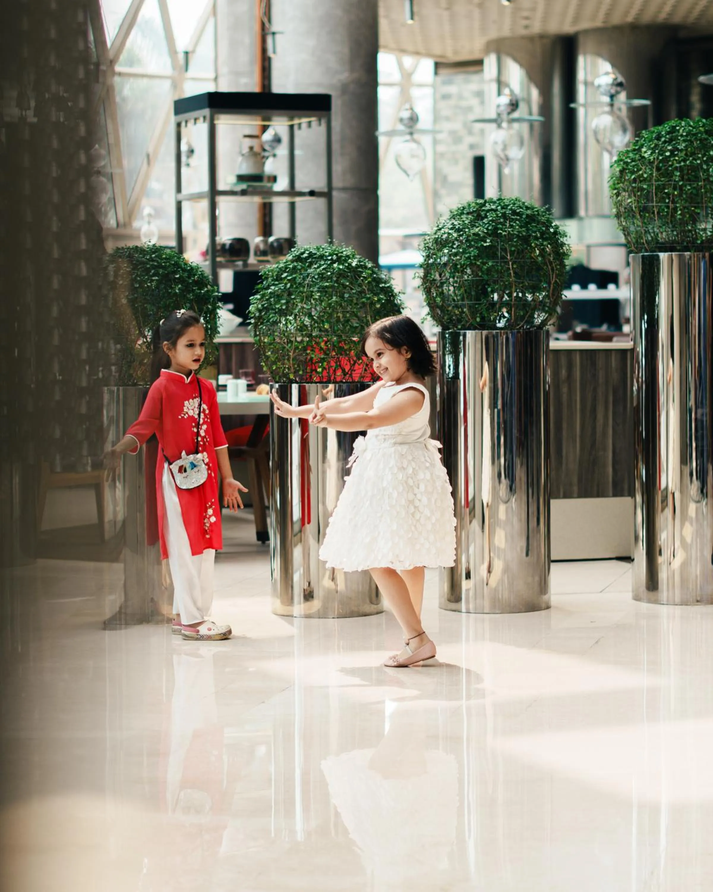 children in JW Marriott Hotel Kolkata