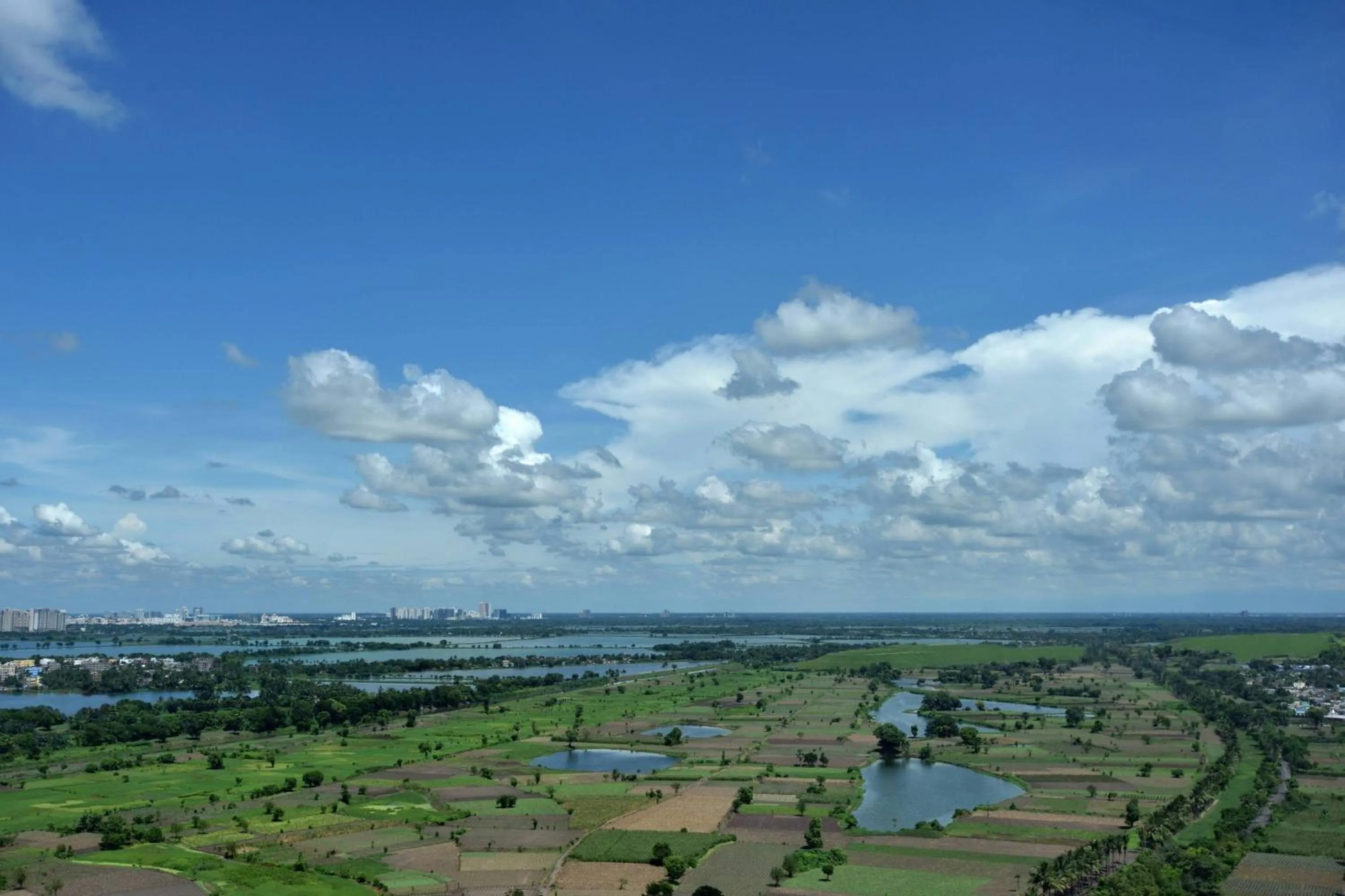Photo of the whole room in JW Marriott Hotel Kolkata