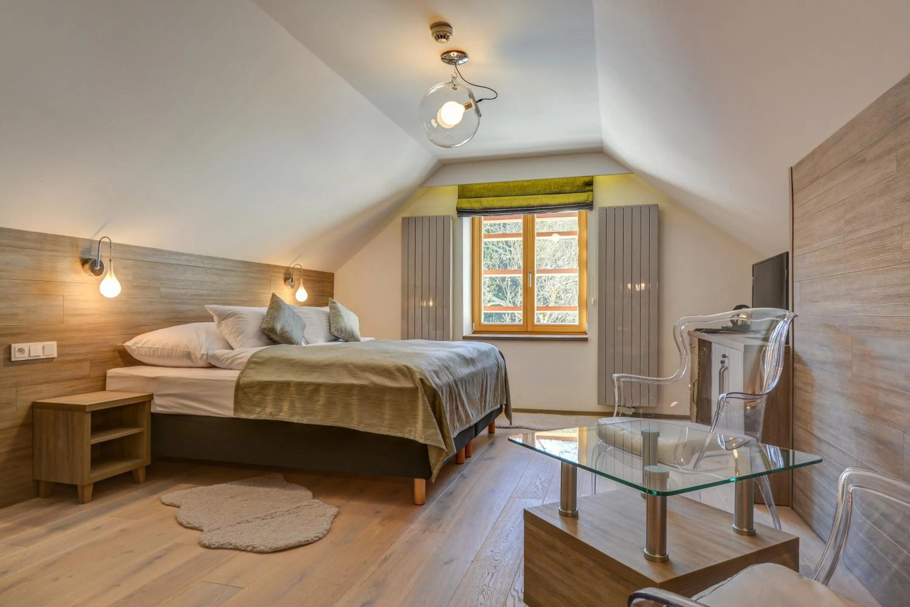 Seating area, Bed in Amenity Hotel & Resort Špindlerův Mlýn