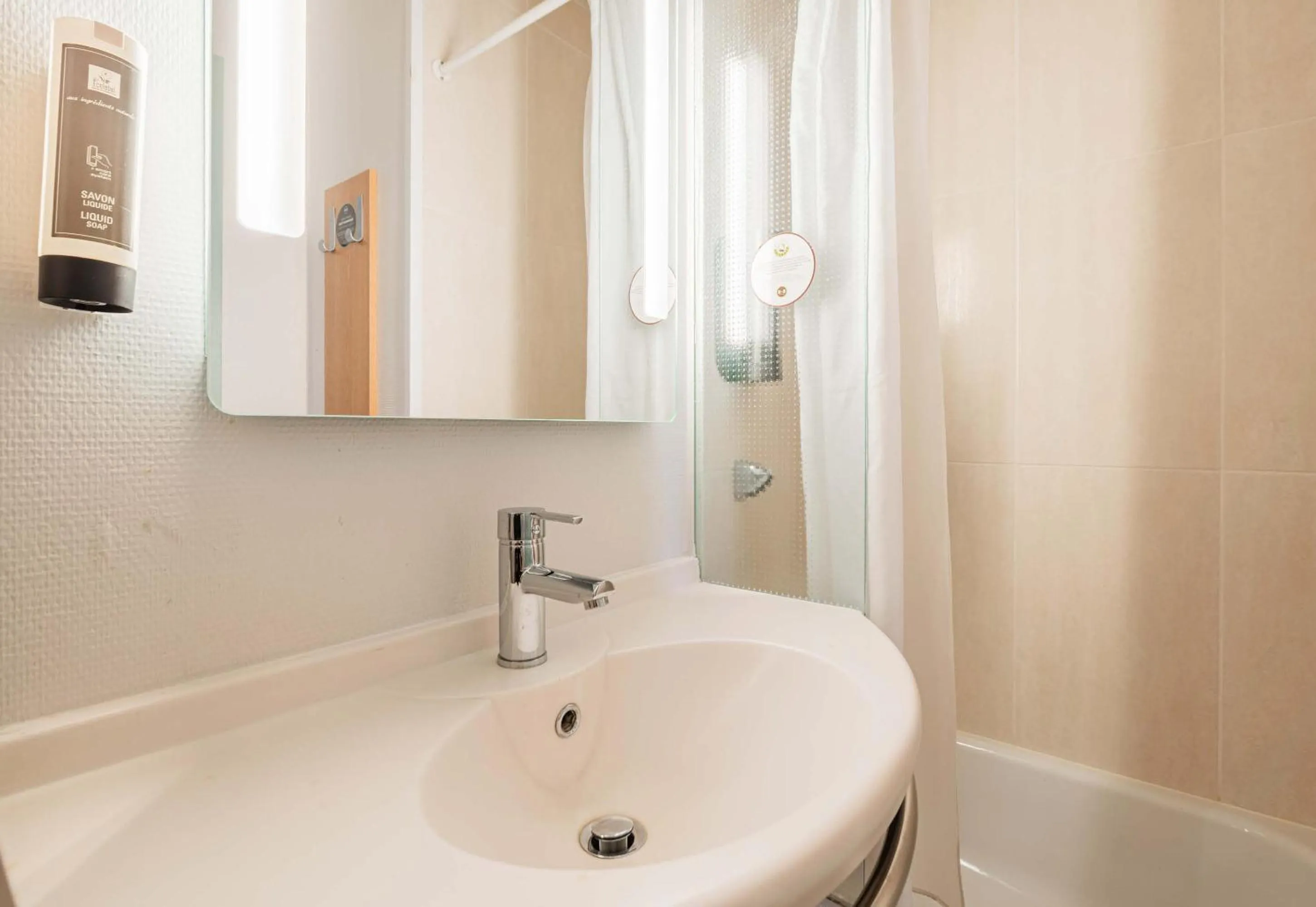 Bathroom in B&B HOTEL STRASBOURG Nord Industrie