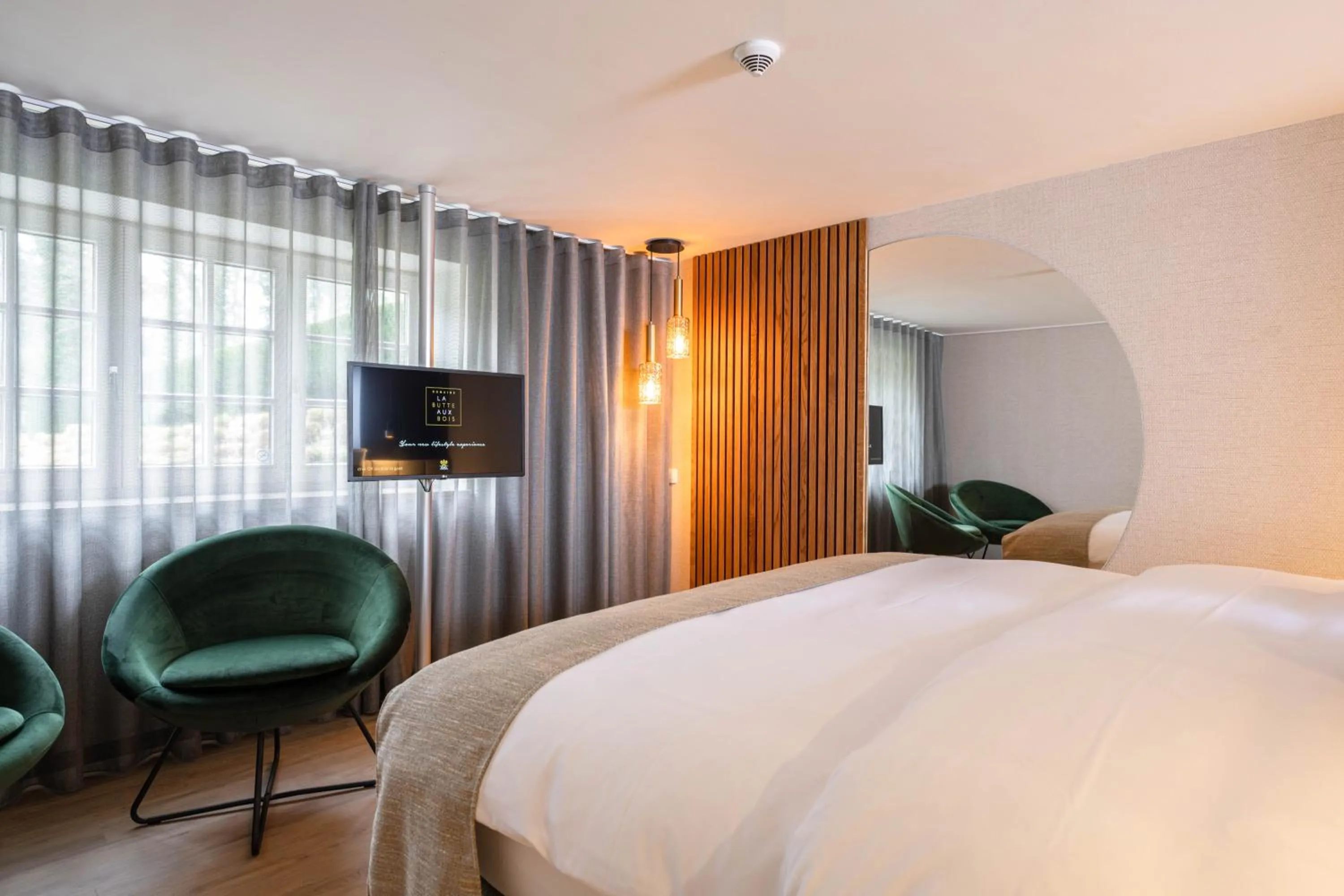 Bedroom, Bed in La Butte aux Bois a Small Luxury Hotel of the World