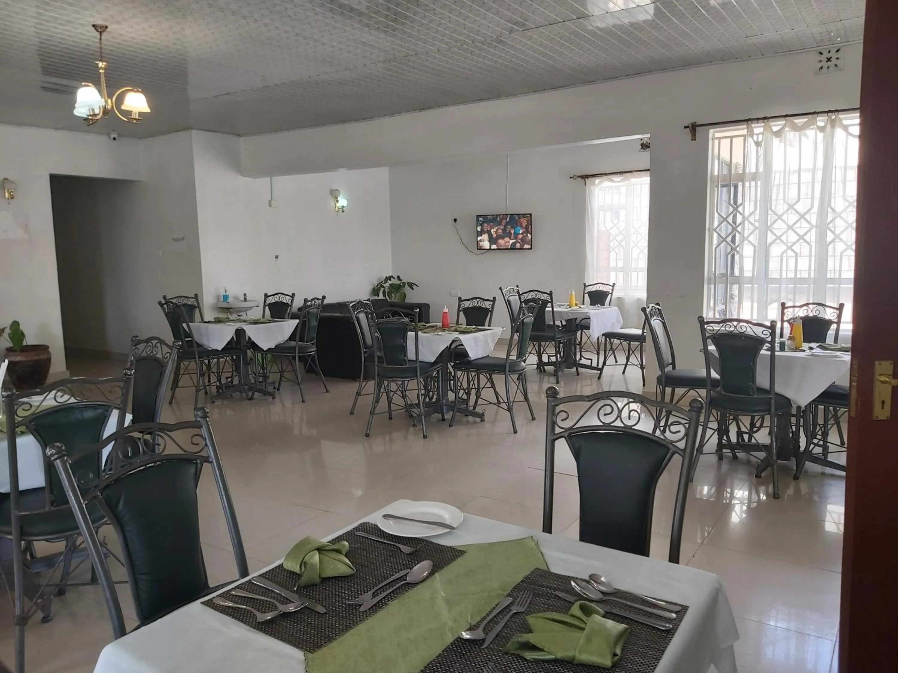 Restaurant/places to eat in Sahara Gardens Bomet