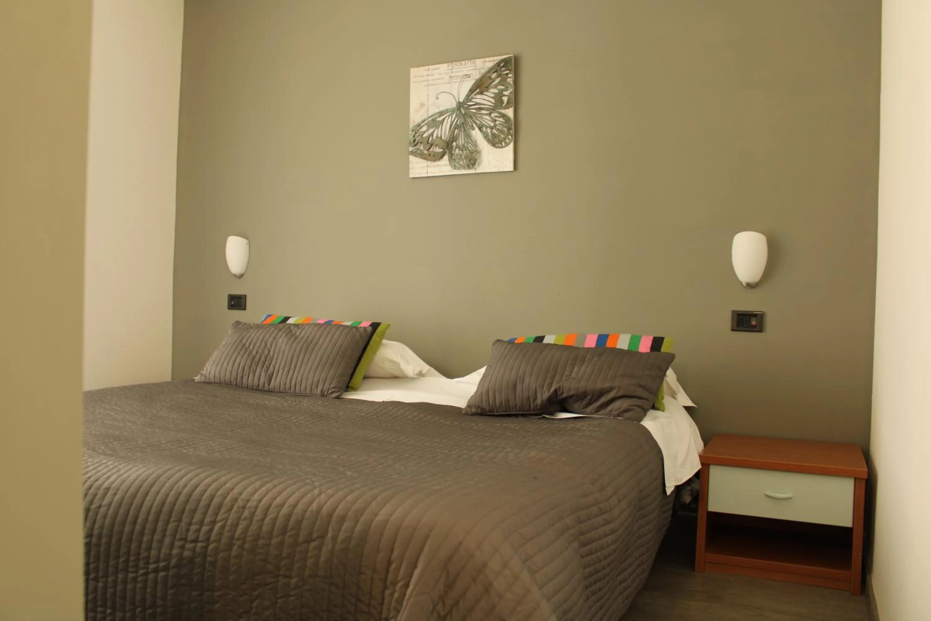 Bedroom, Bed in Residence Royal House