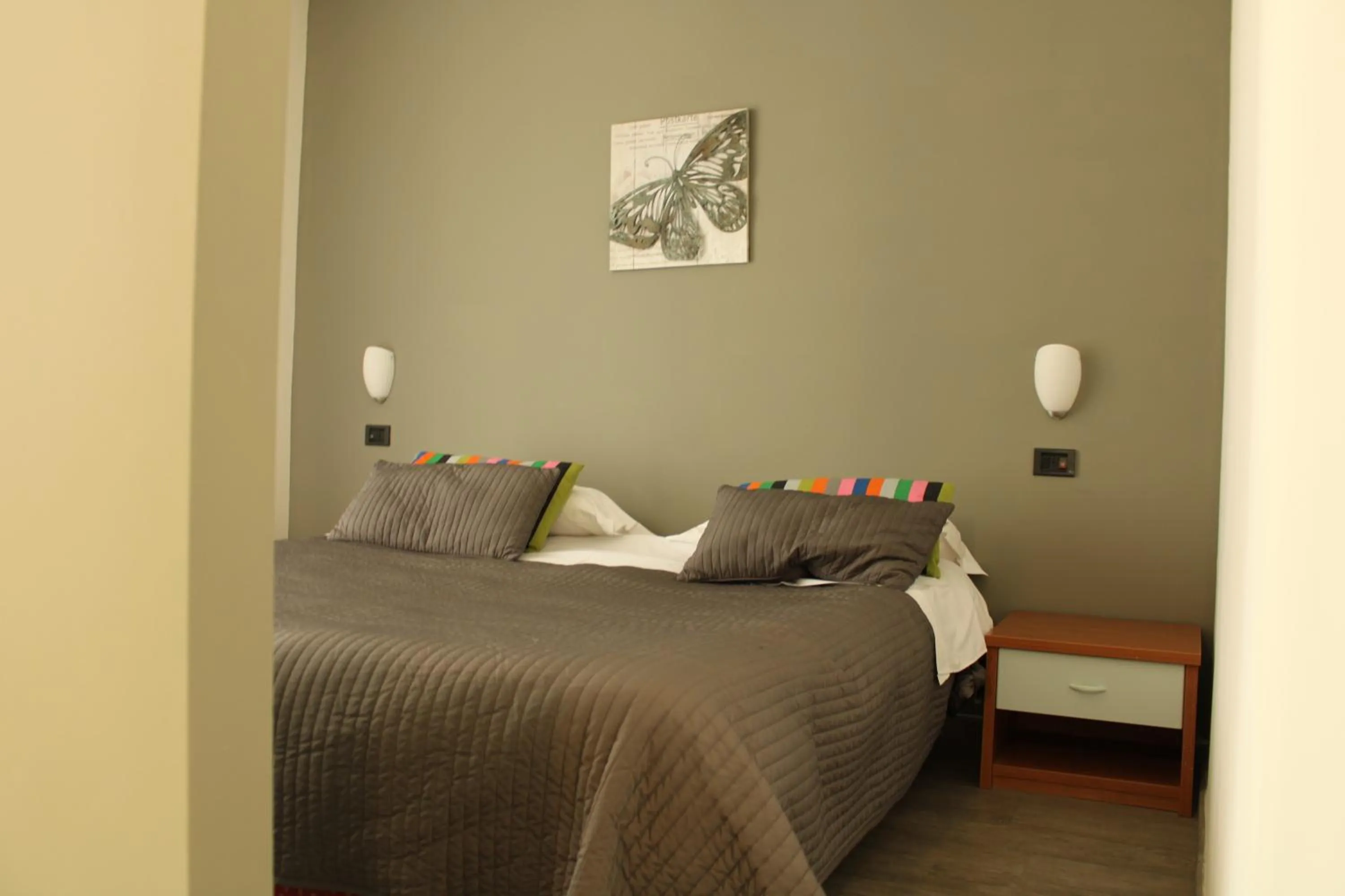 Bedroom, Bed in Residence Royal House