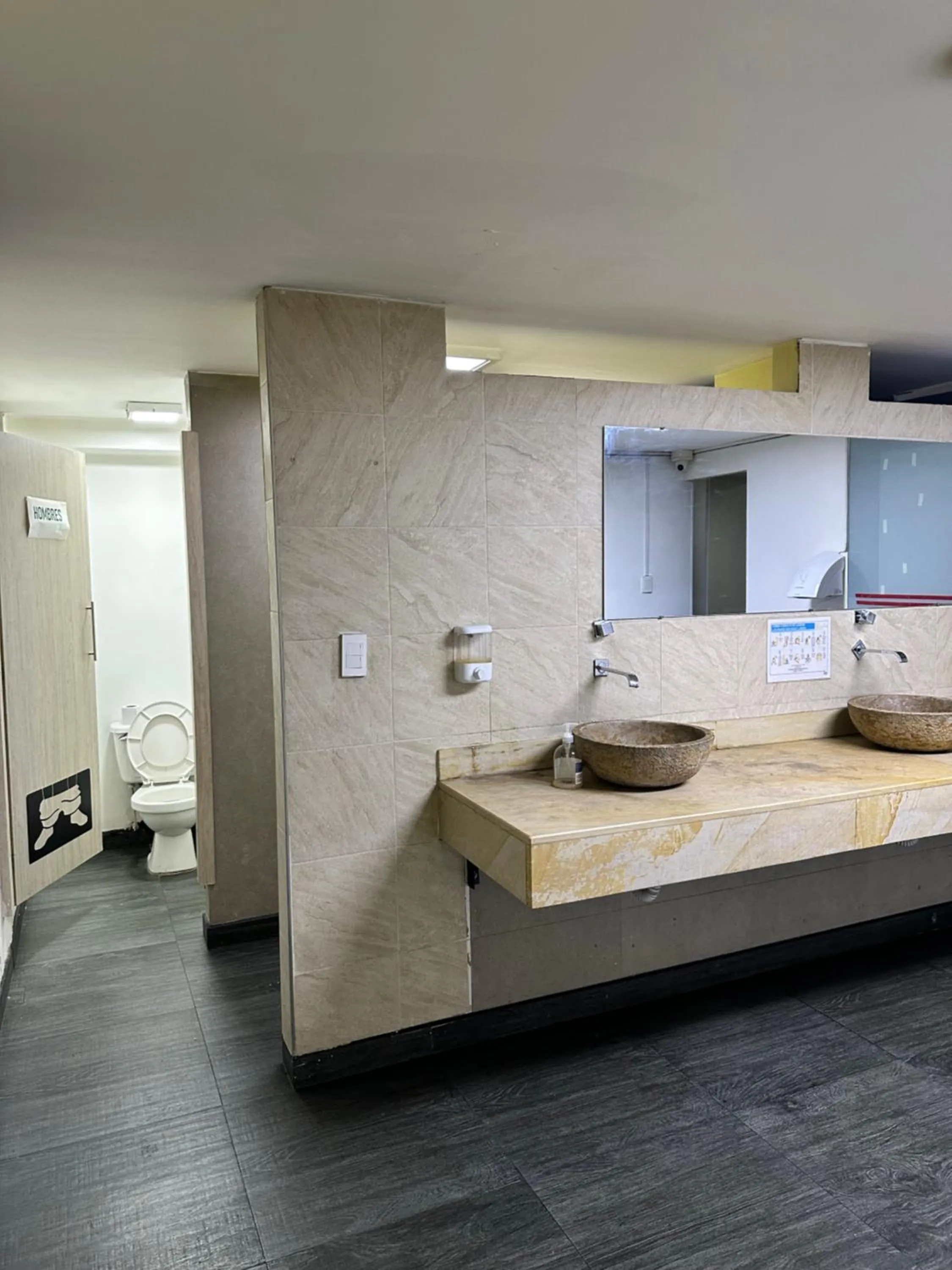 Property building, Bed in Hotel Bestmark Platino