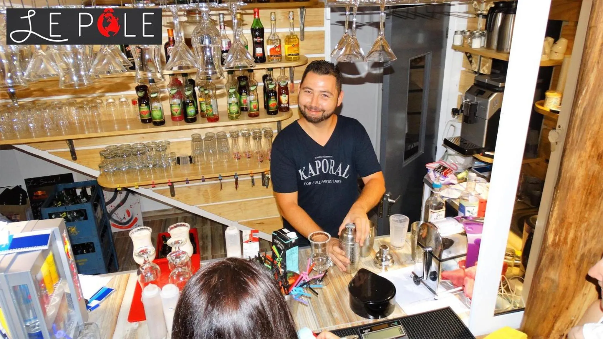 Lounge or bar in Le Pôle