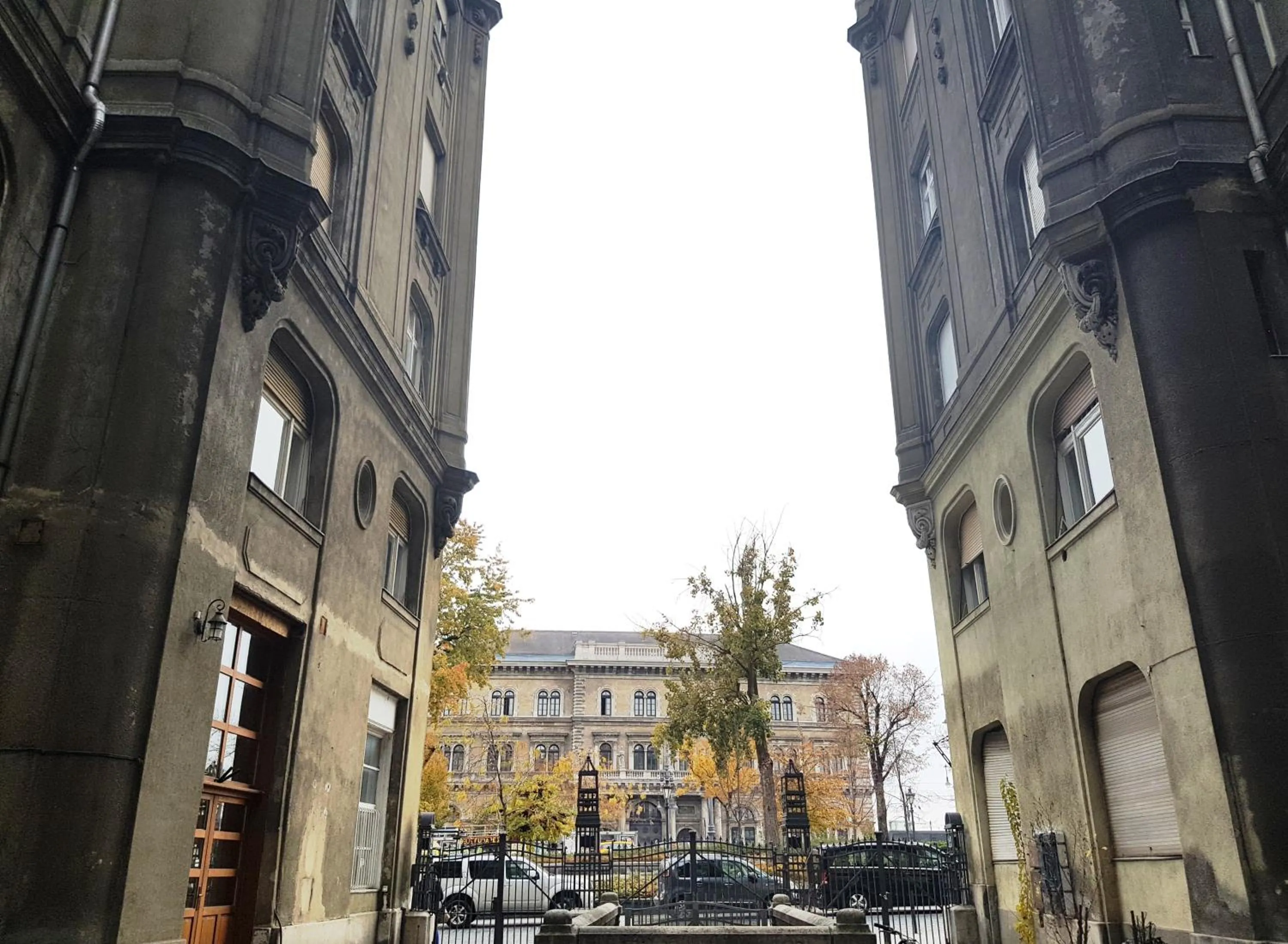 Facade/entrance in Butterfly Home Danube