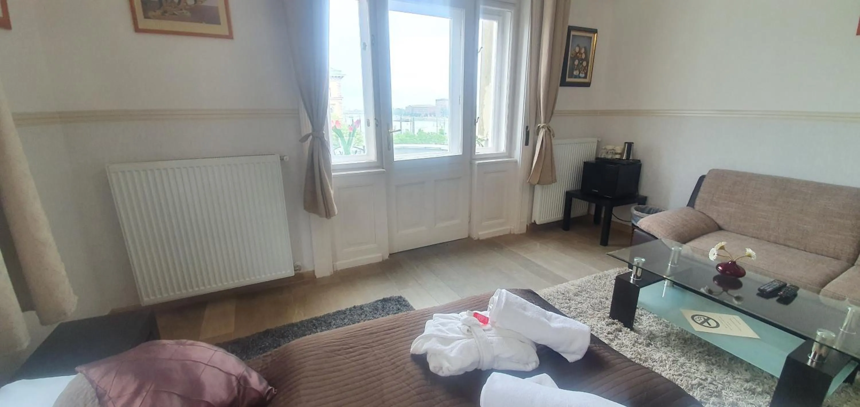 Butterfly Home Danube