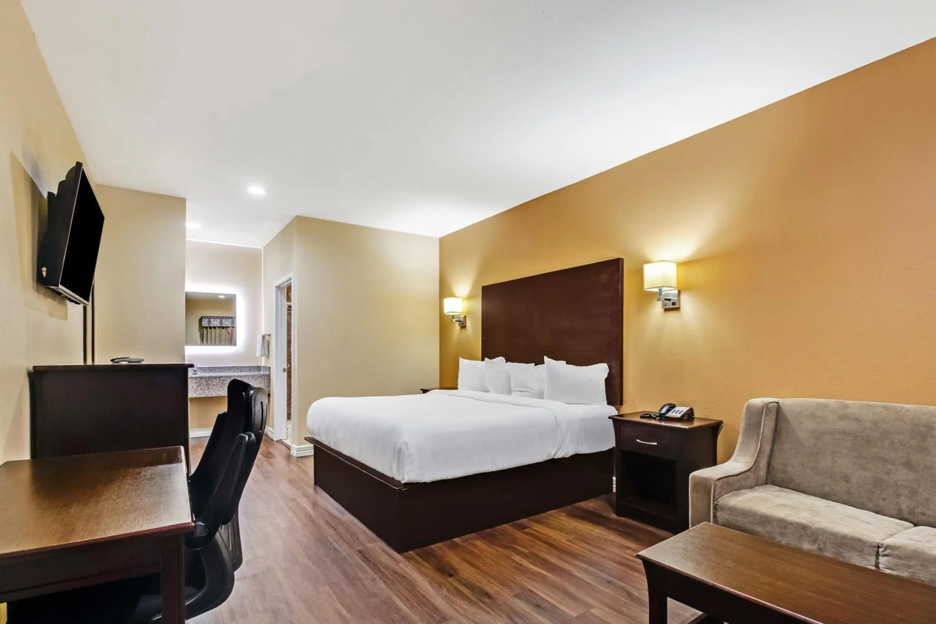 King Room in Americas Best Value Inn - FM 529 King Room in Americas Best Value Inn - FM 529