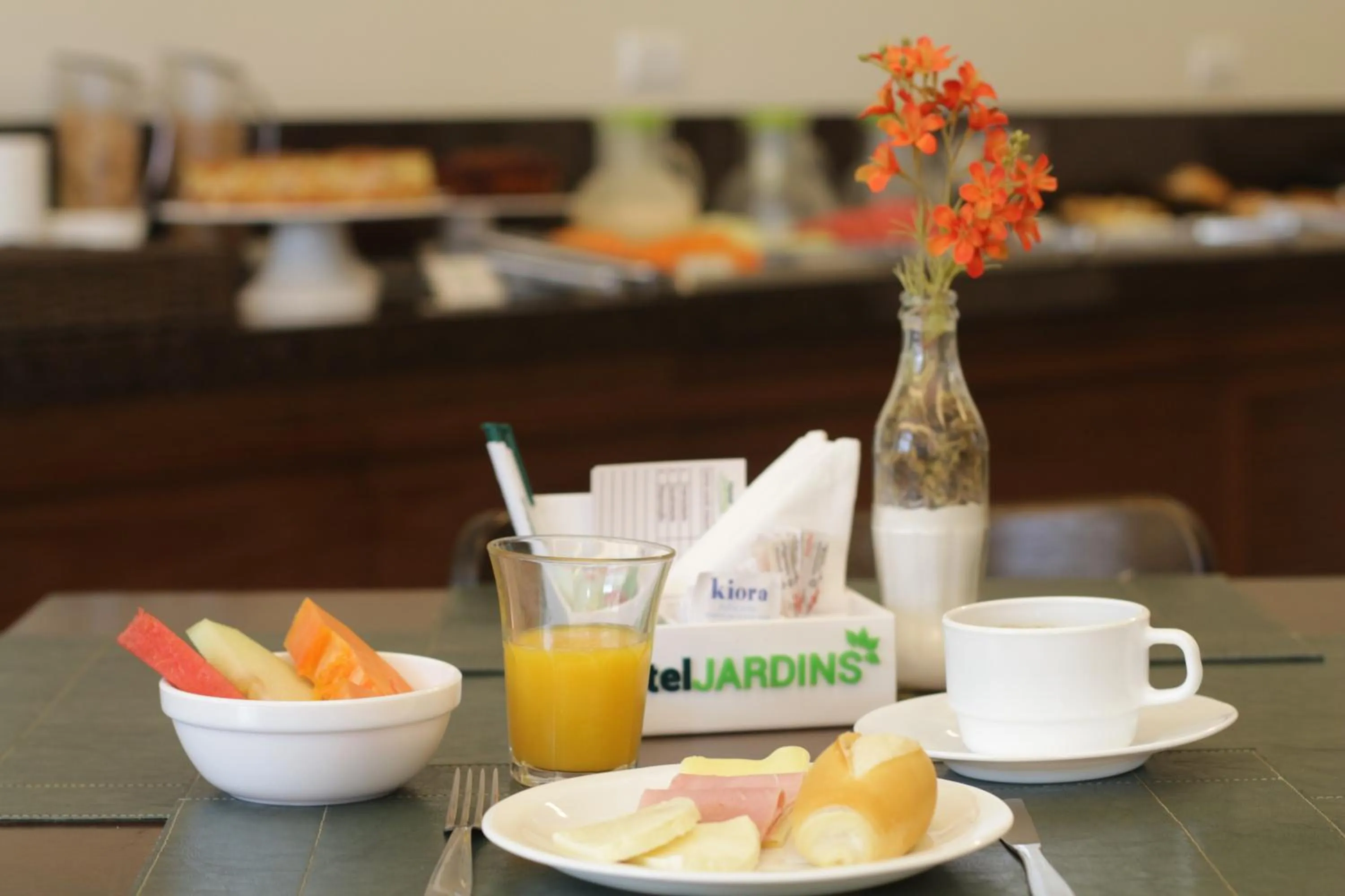 Restaurant/places to eat in Hotel Jardins