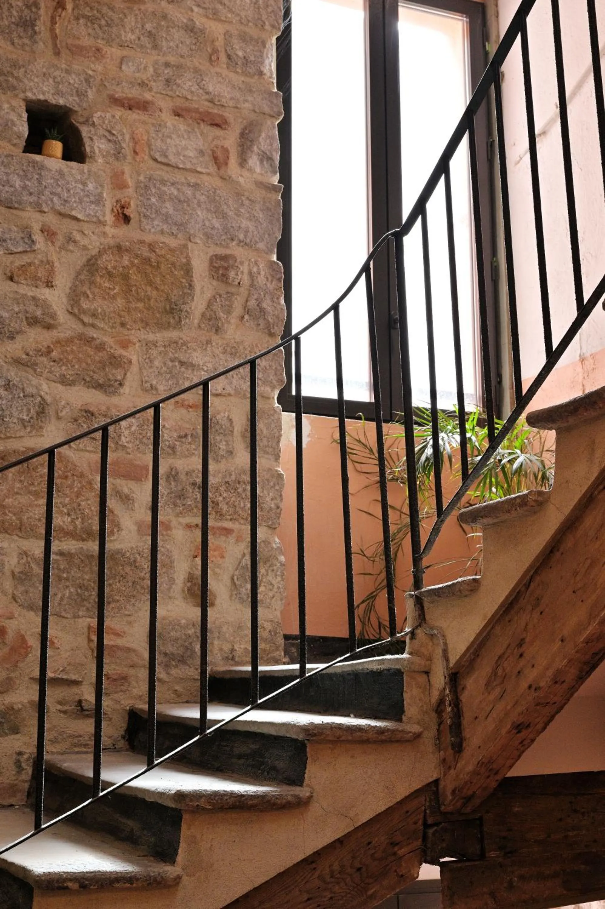 Property building in Kallisté