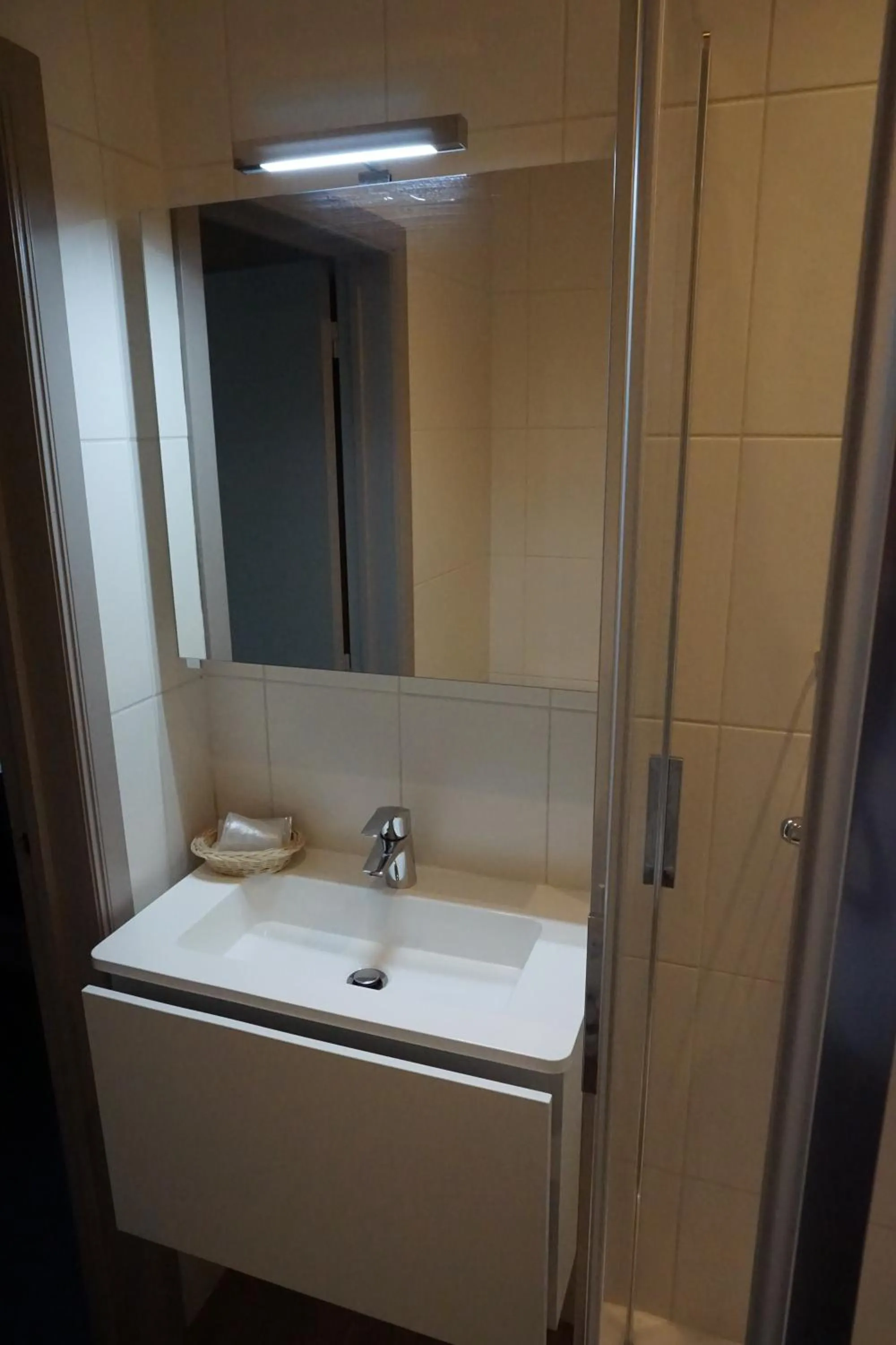 Bathroom in Hotel Asiris