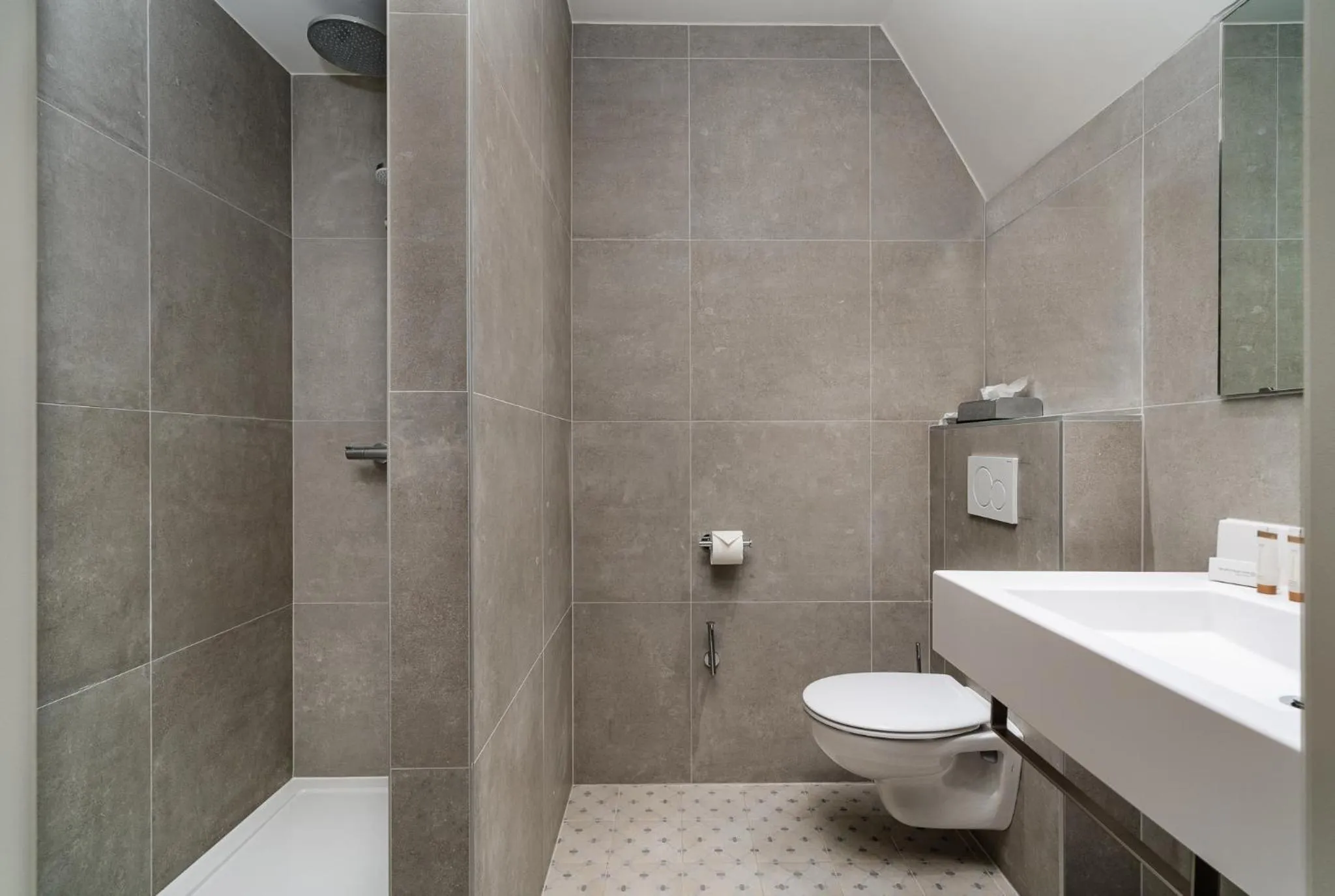 Toilet in Hotel Monasterium PoortAckere Ghent