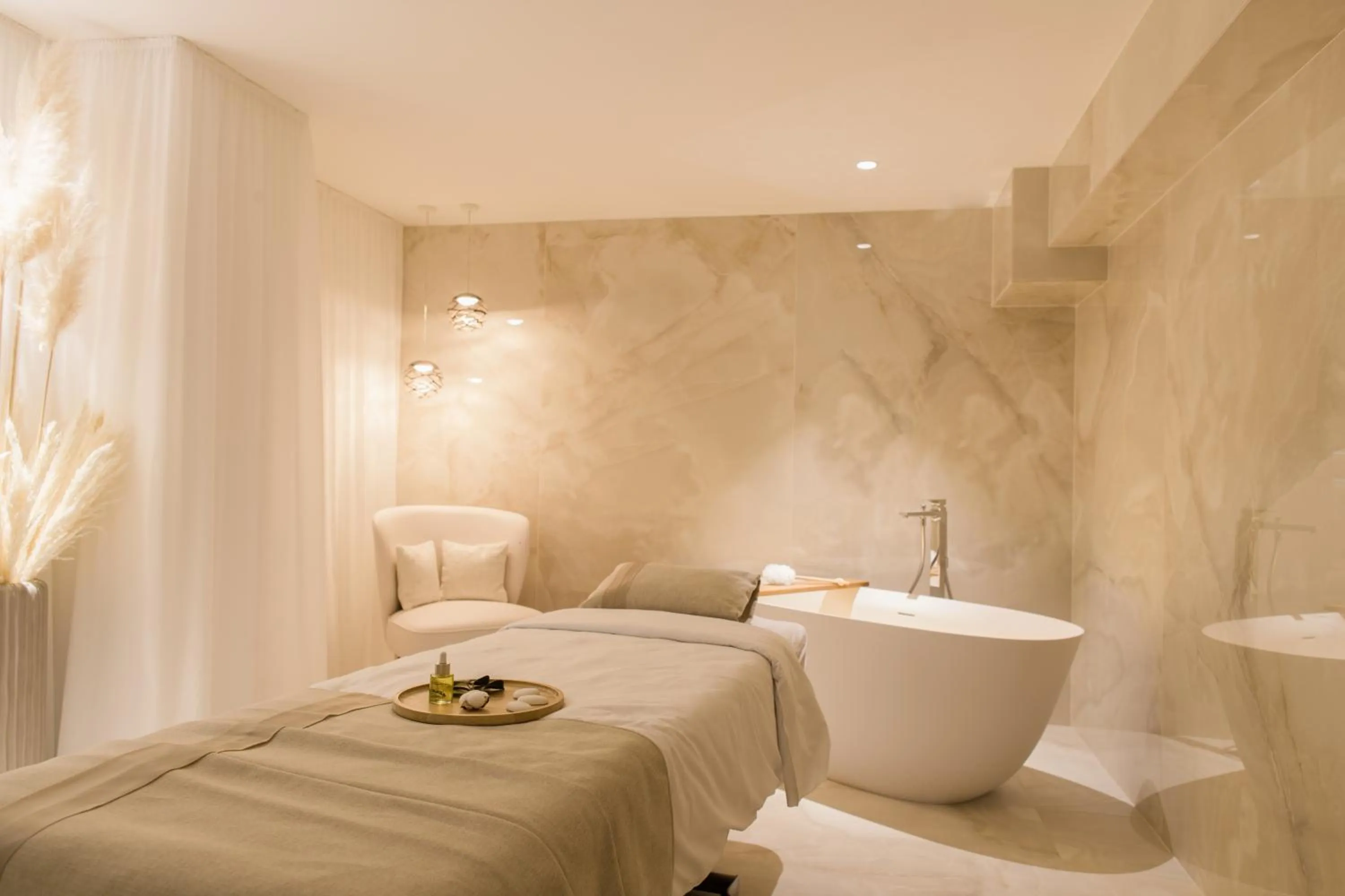 Spa and wellness centre/facilities in Hôtel Marinca & Spa