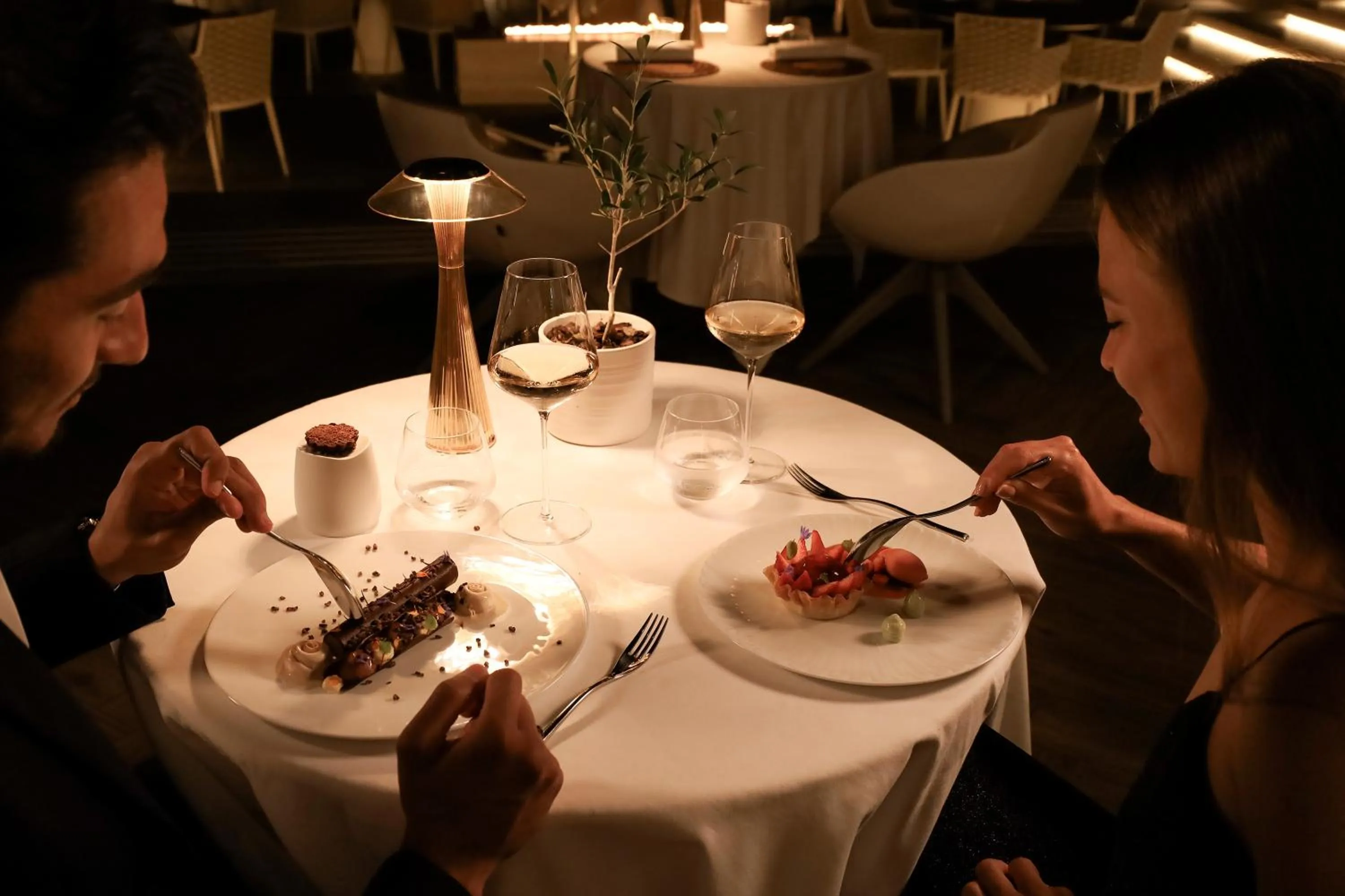 Restaurant/places to eat in Hôtel Marinca & Spa