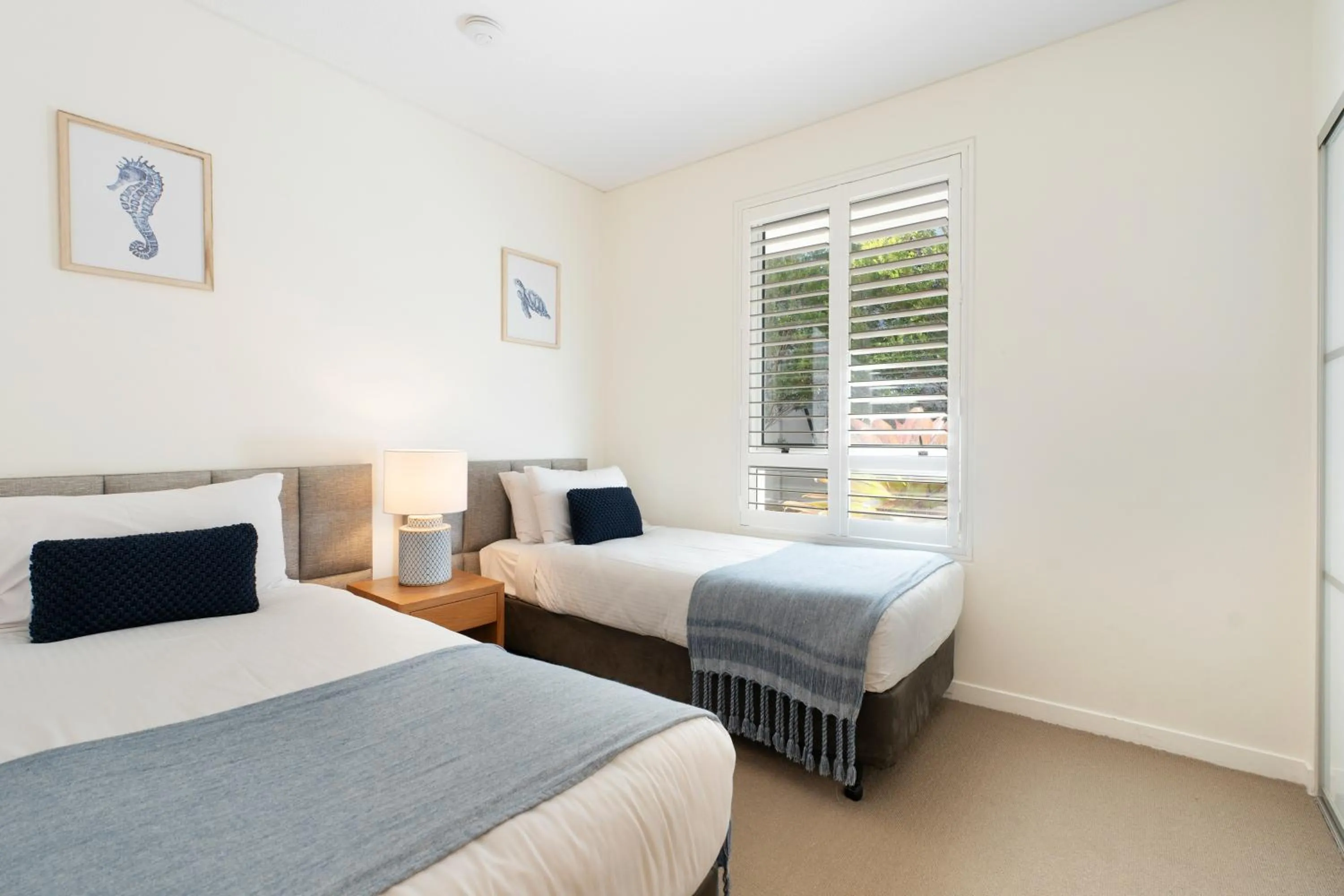 Bedroom, Bed in Laguna on Hastings