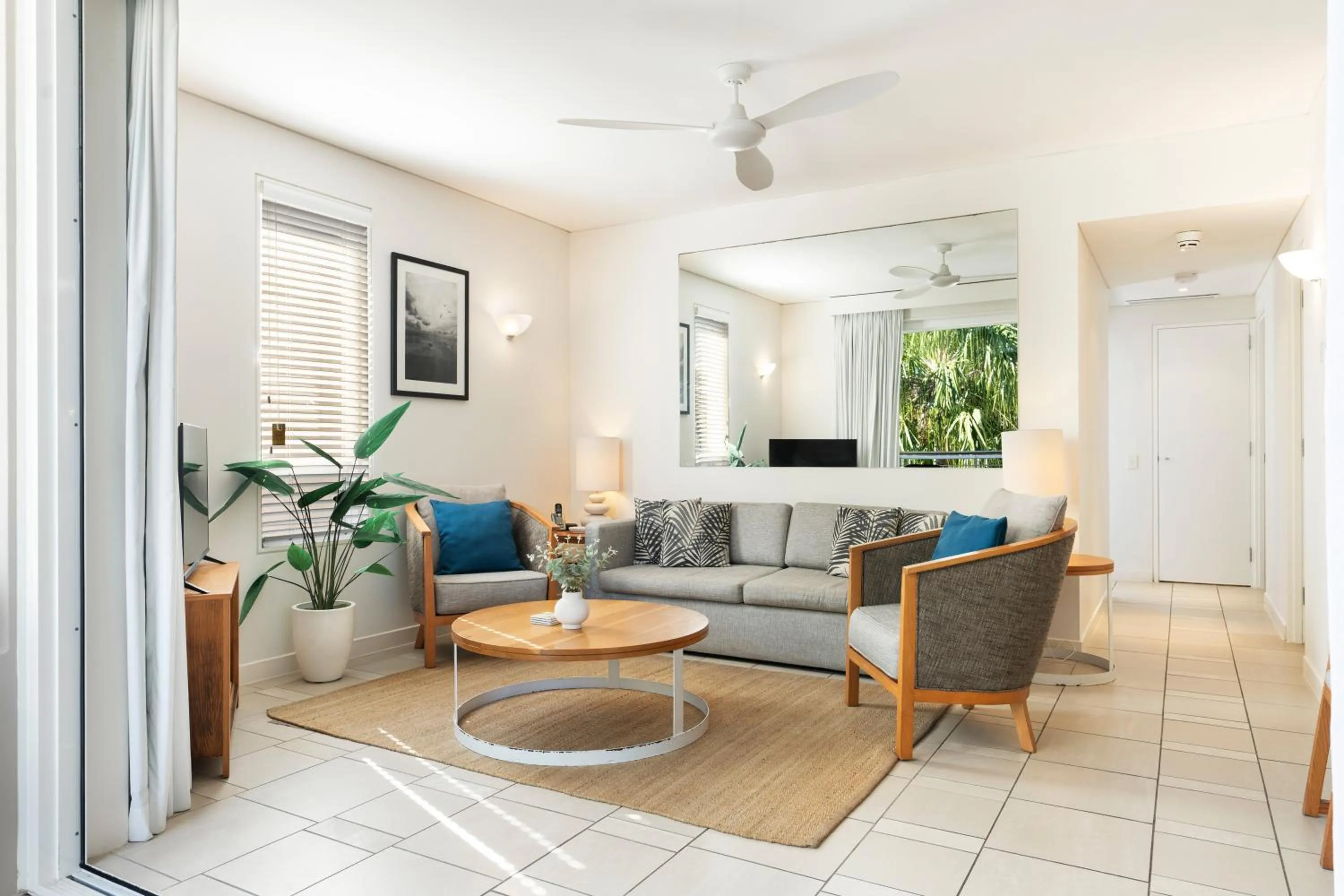 Living room in Laguna on Hastings